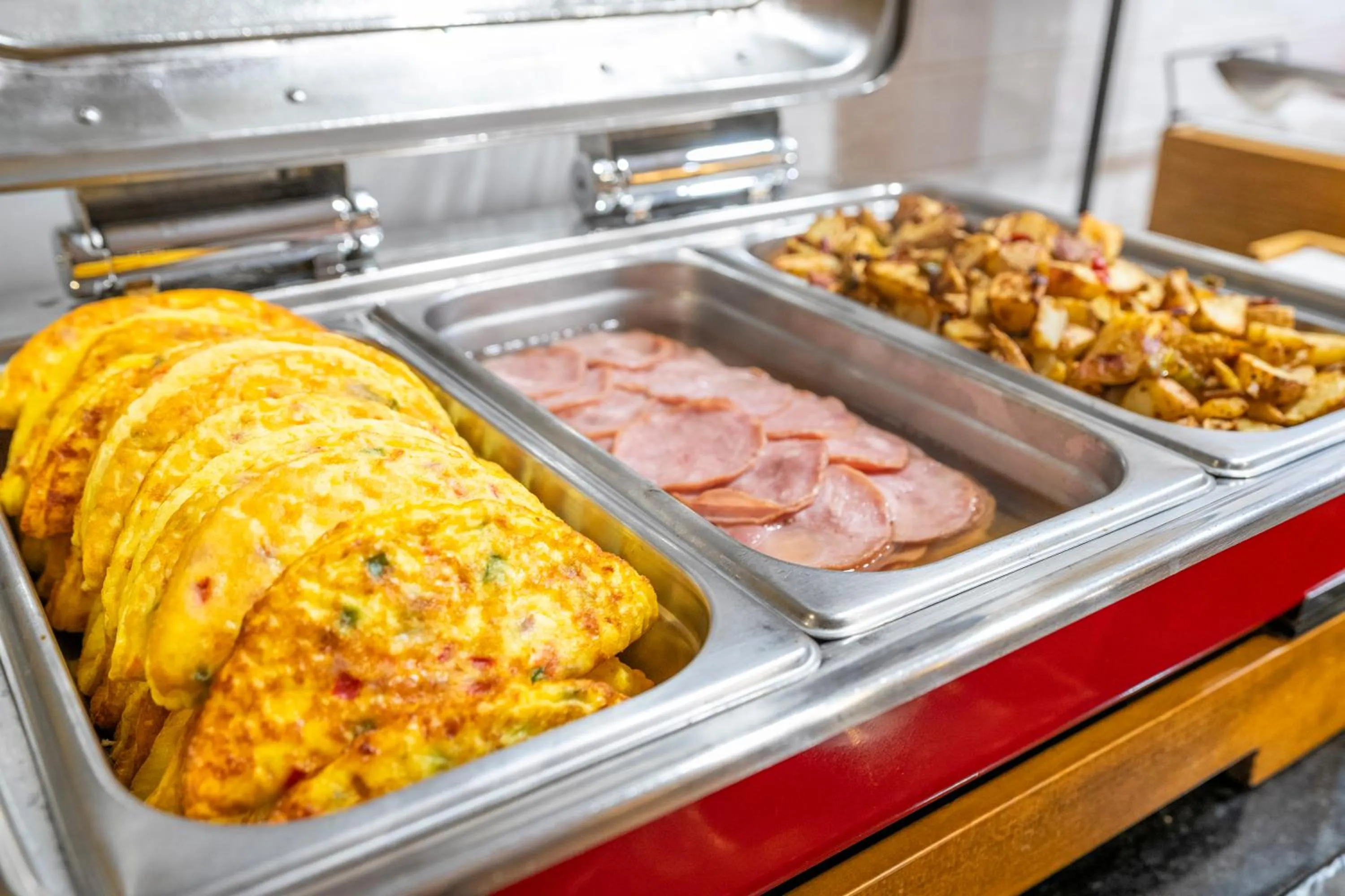 Breakfast in Hampton Inn by Hilton Spring Hill