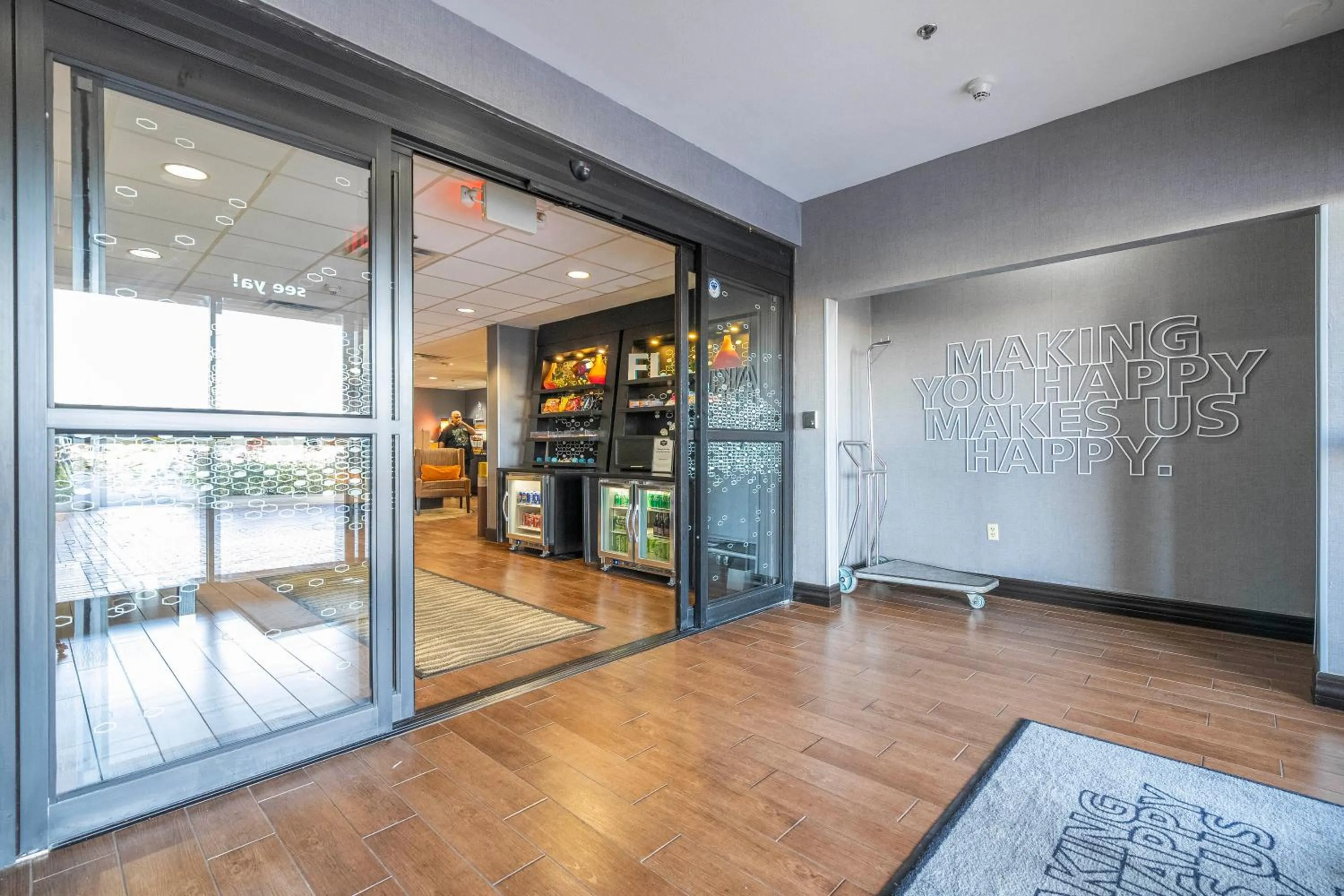 Facade/entrance in Hampton Inn by Hilton Spring Hill