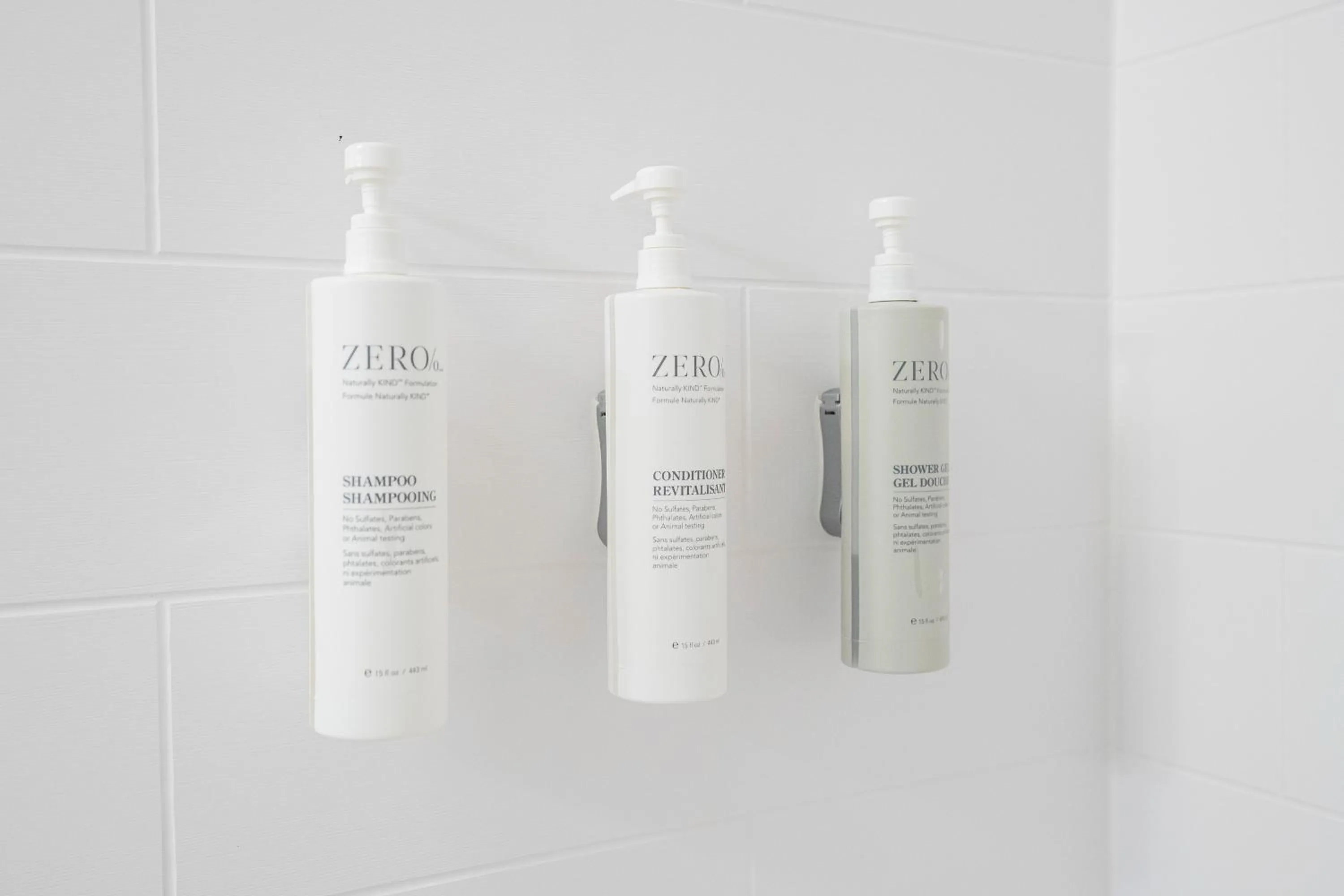 Bathroom in Hampton Inn by Hilton Spring Hill