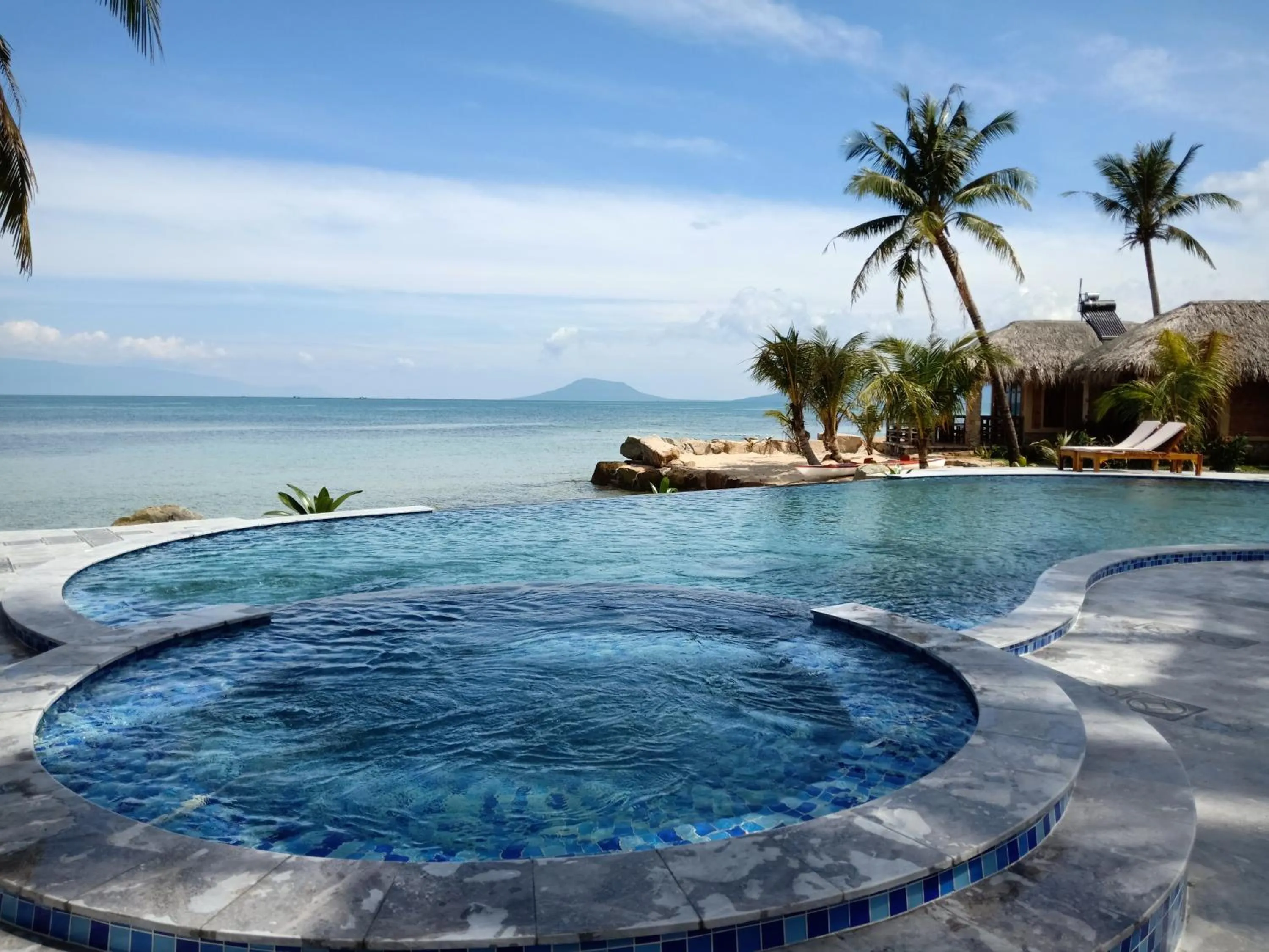 Swimming pool in Phu Quoc Kim 2 Beach Front Resort