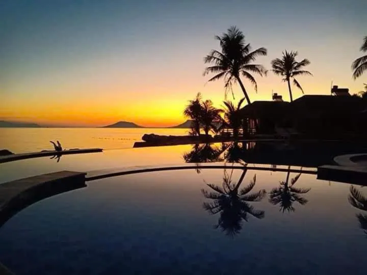 Sunrise in Phu Quoc Kim 2 Beach Front Resort
