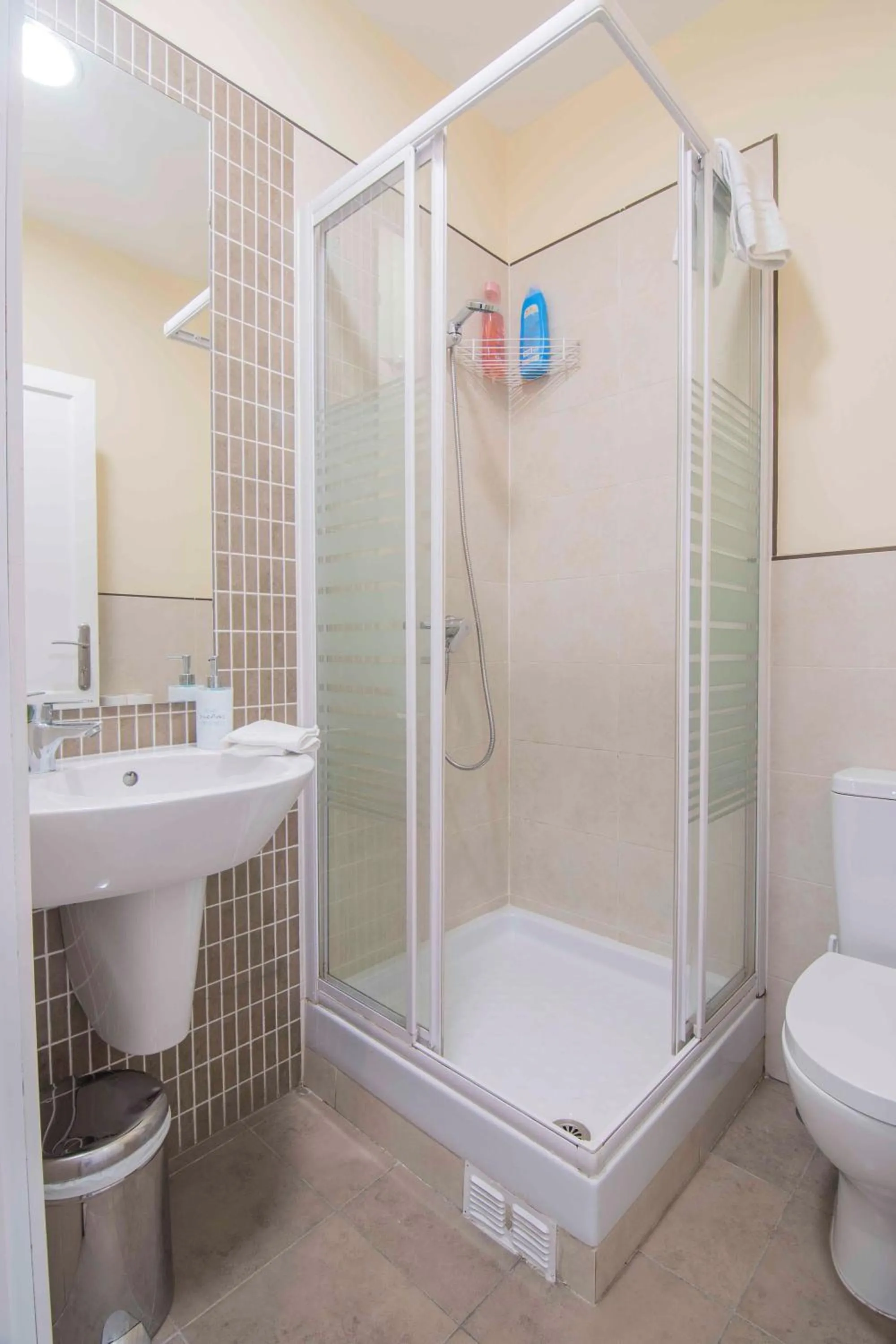 Bathroom in Casa Montalbán Apartamentos Turísticos