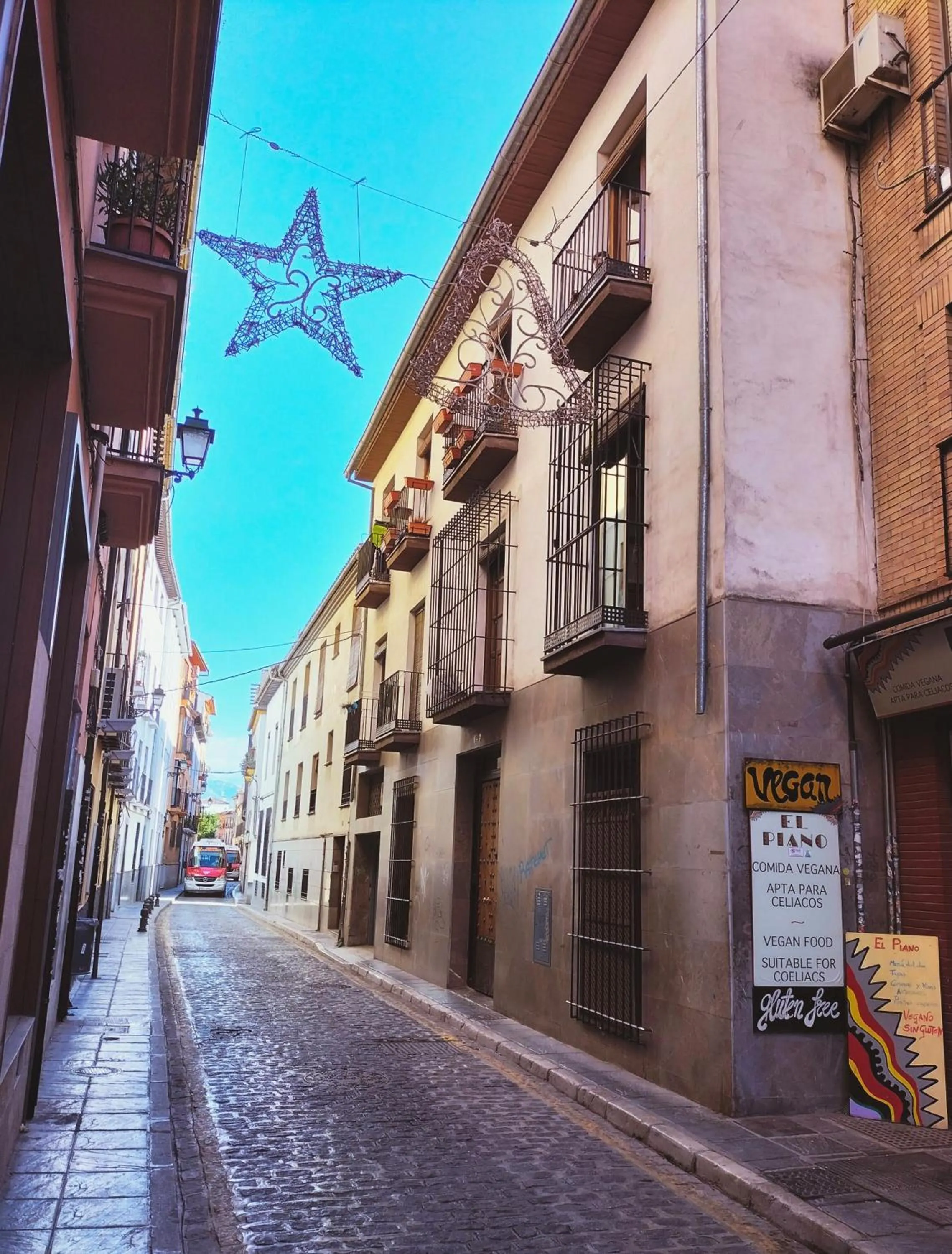 Property building in Casa Montalbán Apartamentos Turísticos