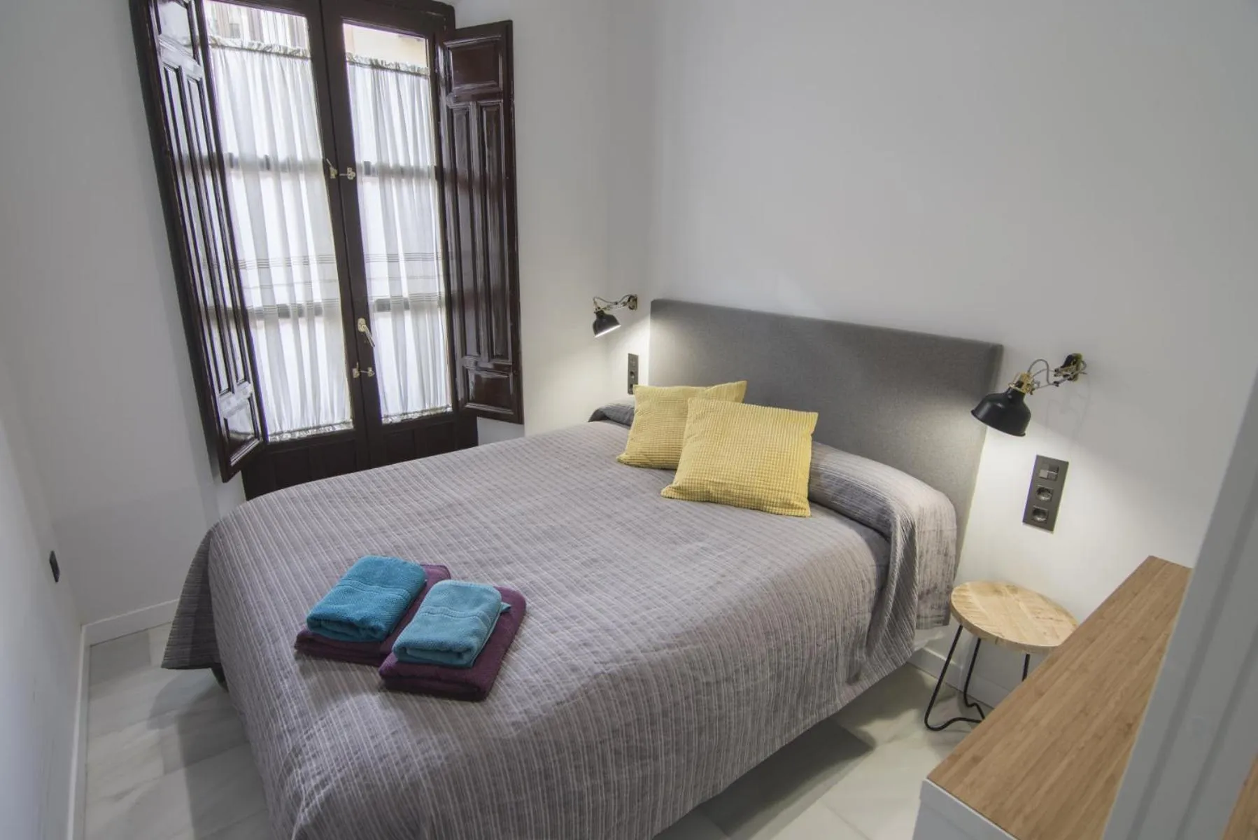 Bedroom, Bed in Casa Montalbán Apartamentos Turísticos