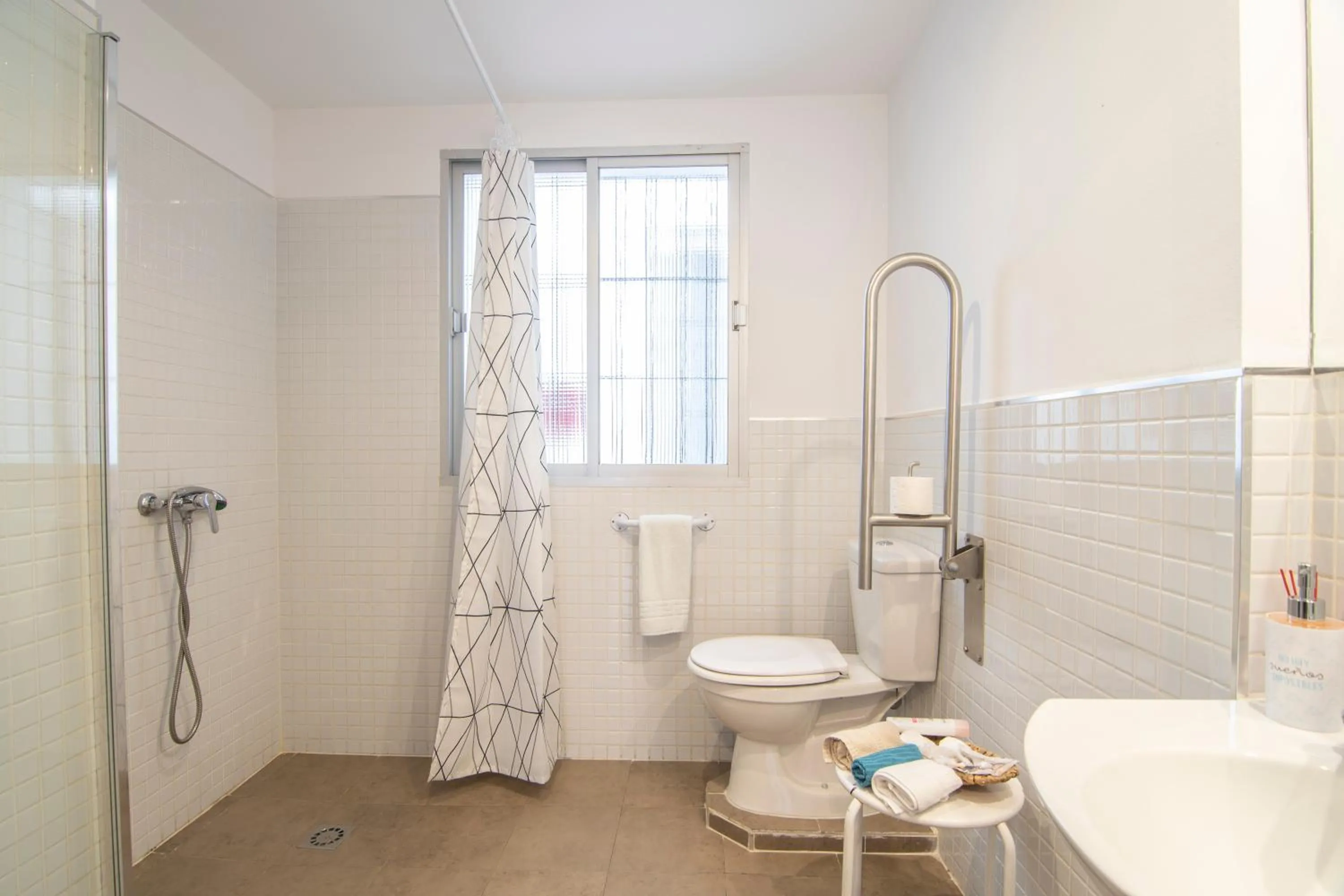 Bathroom in Casa Montalbán Apartamentos Turísticos