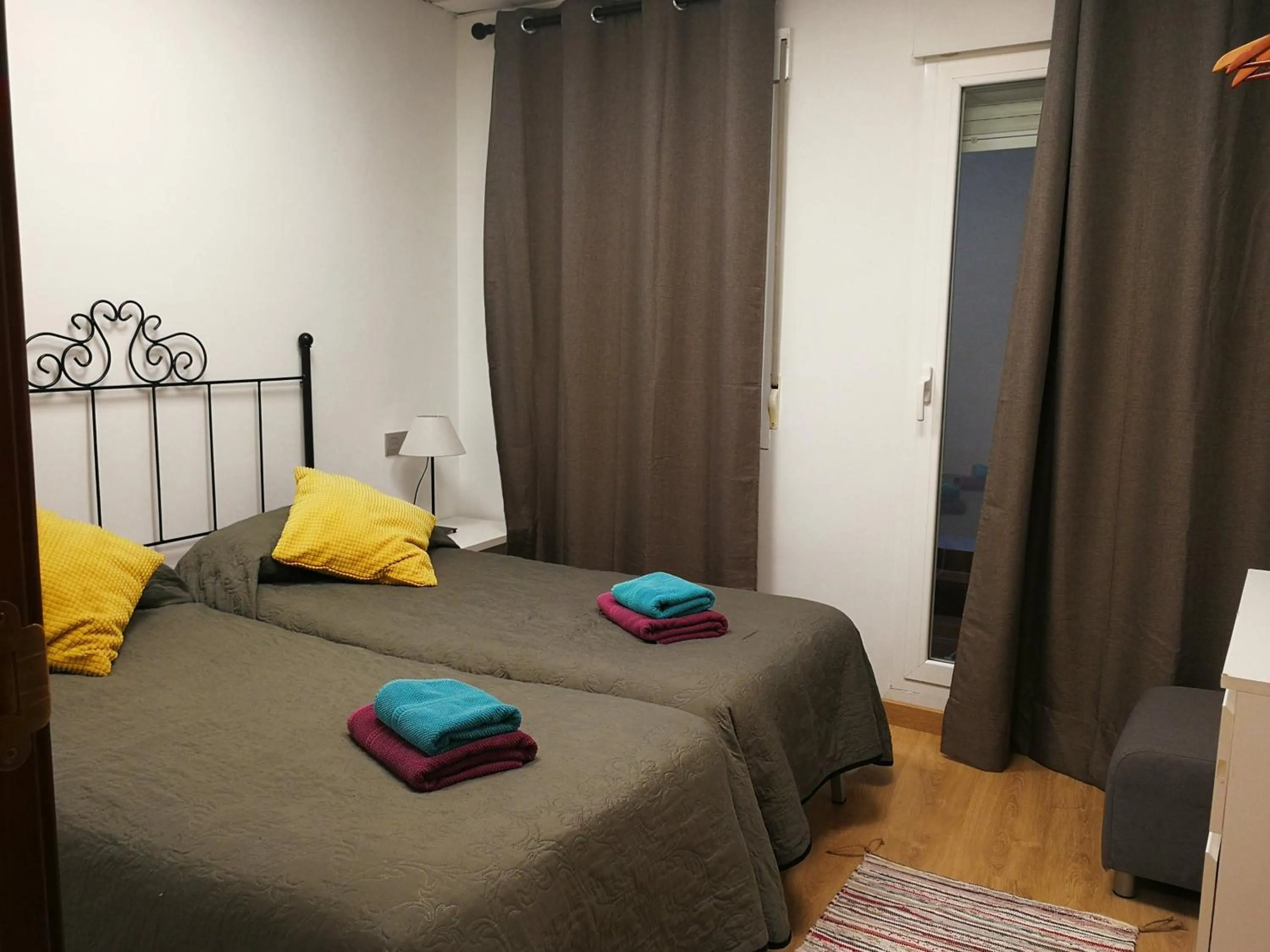 Bedroom, Bed in Casa Montalbán Apartamentos Turísticos