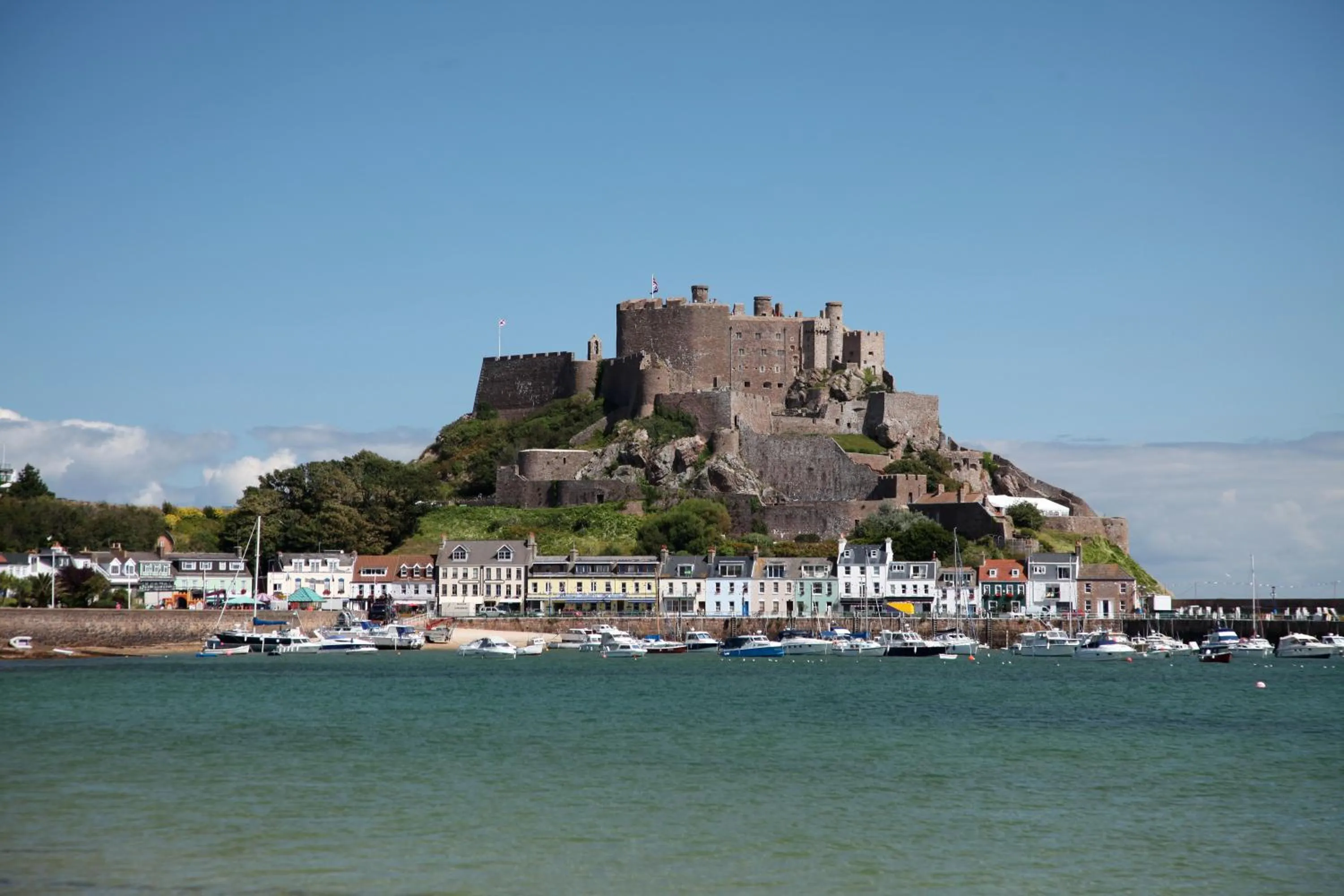 Nearby landmark in Beausite Hotel
