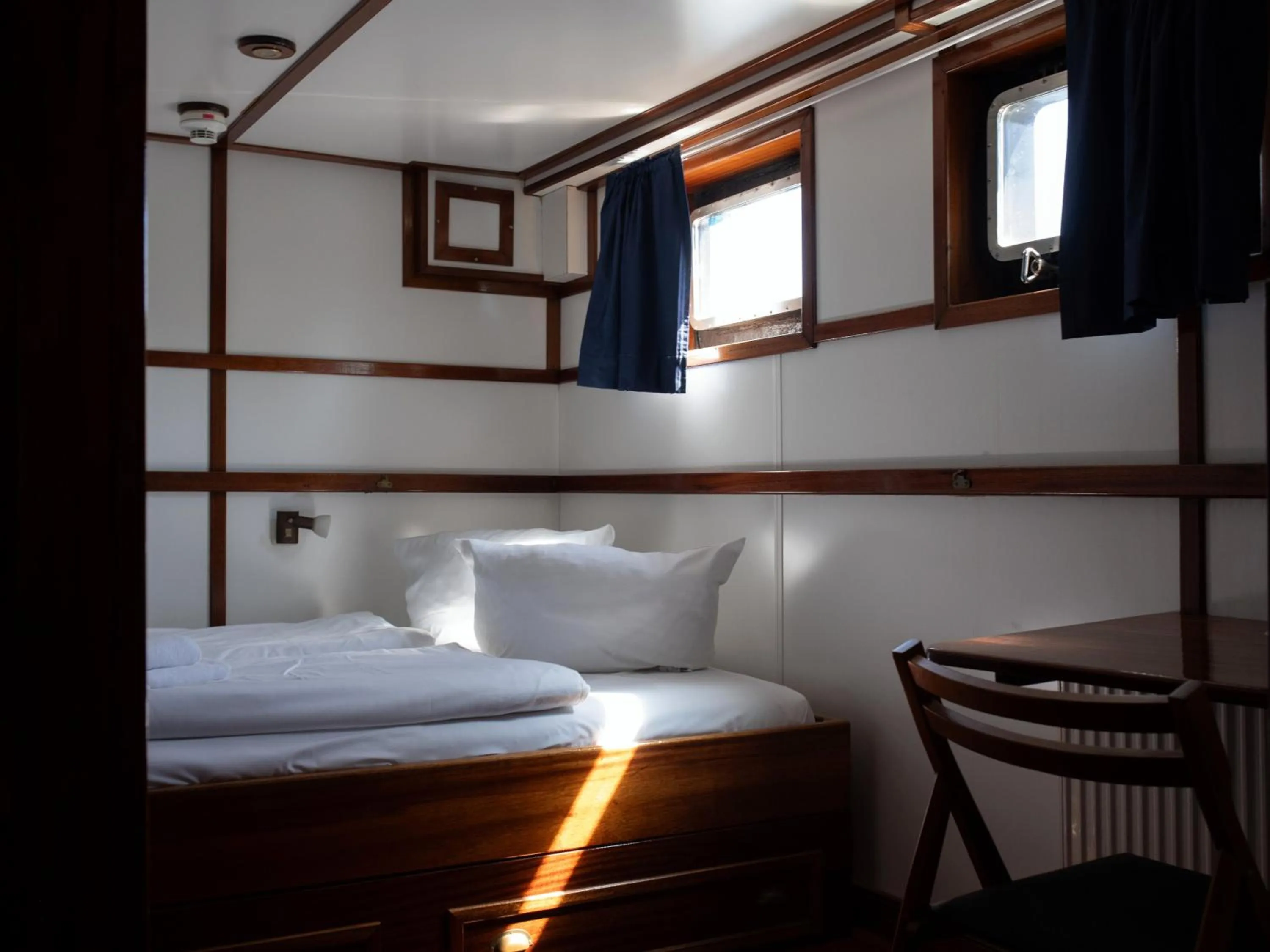 Photo of the whole room, Bed in DAS SCHMÖCKWITZ