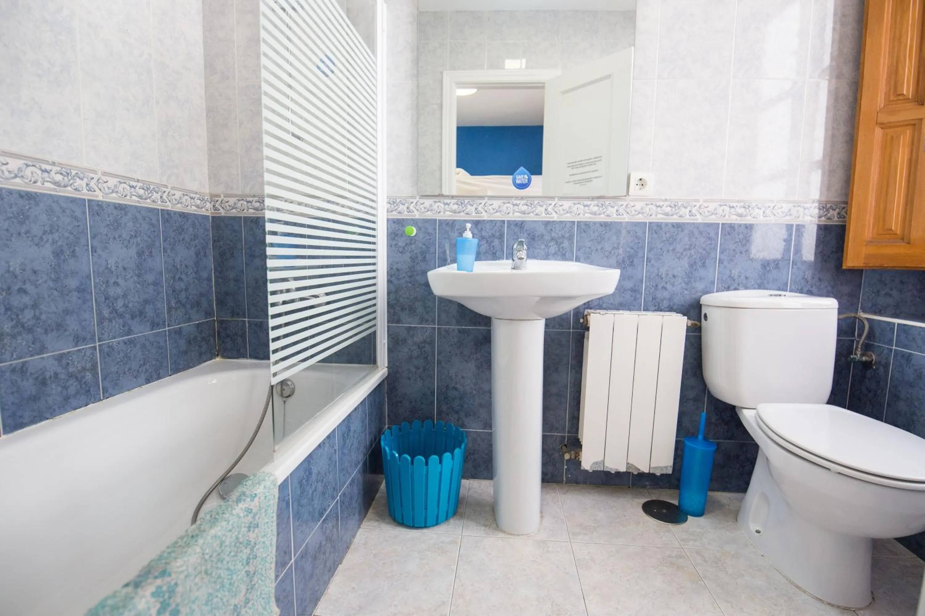 Bathroom in Oh! My Hostel