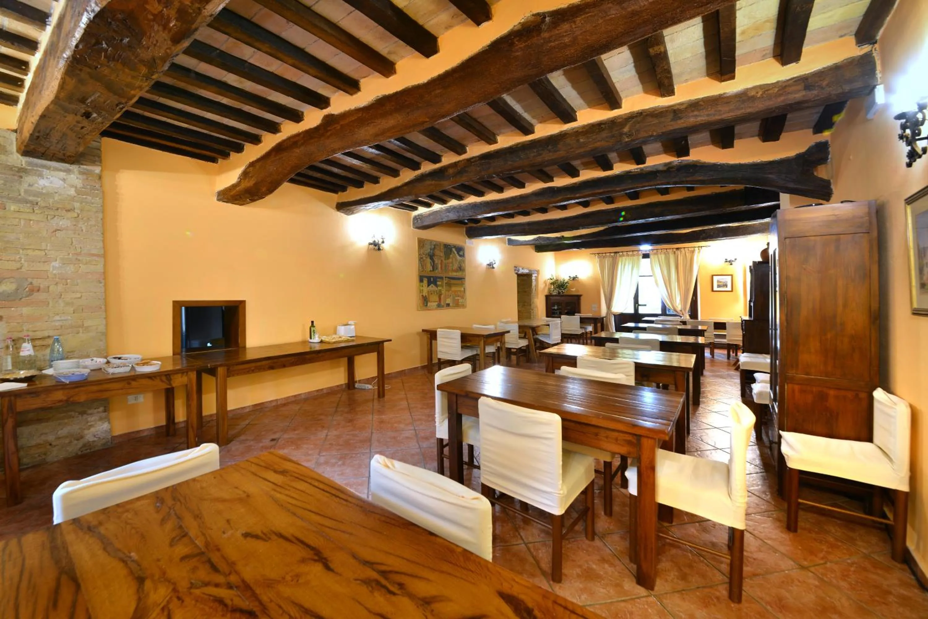 Restaurant/places to eat in Agriturismo Sasso Rosso