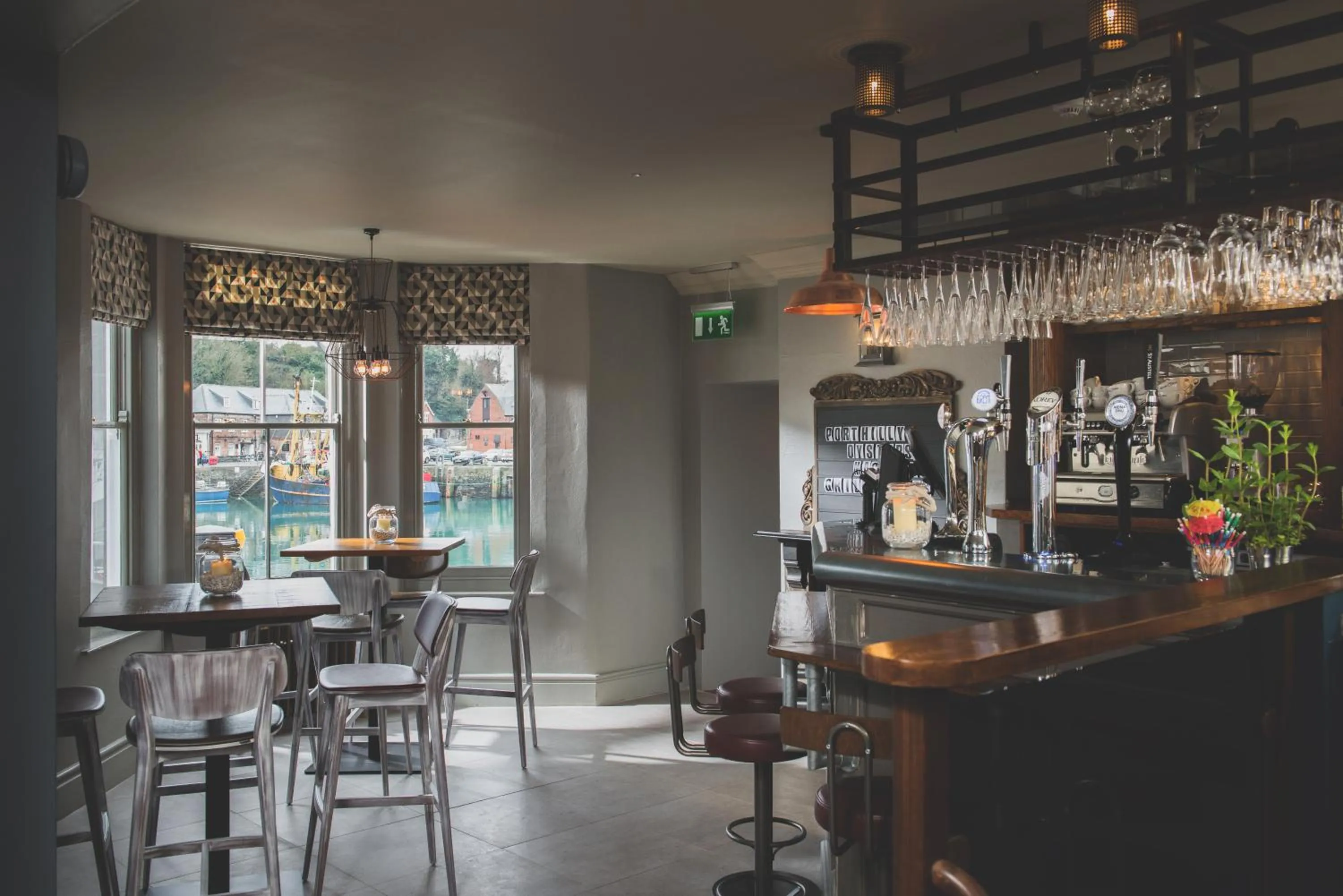 Restaurant/places to eat in The Old Custom House