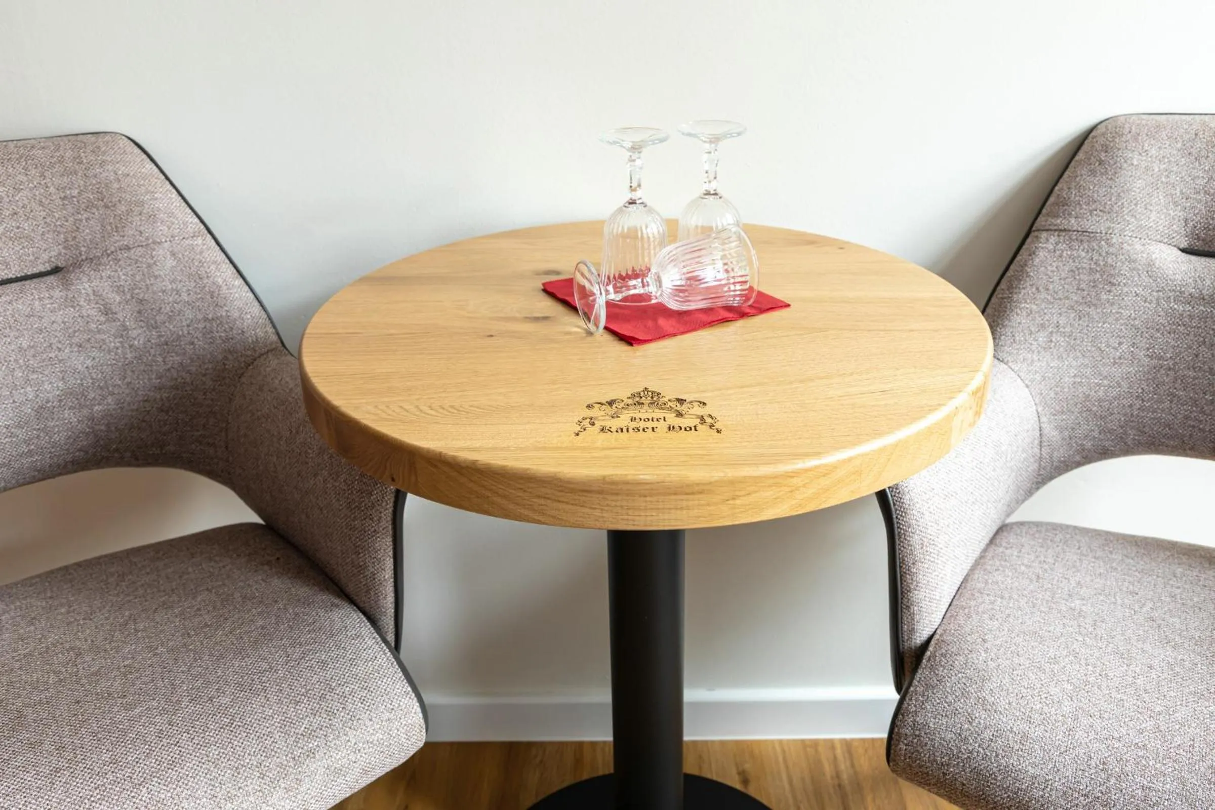 Seating area in Hotel Kaiserhof