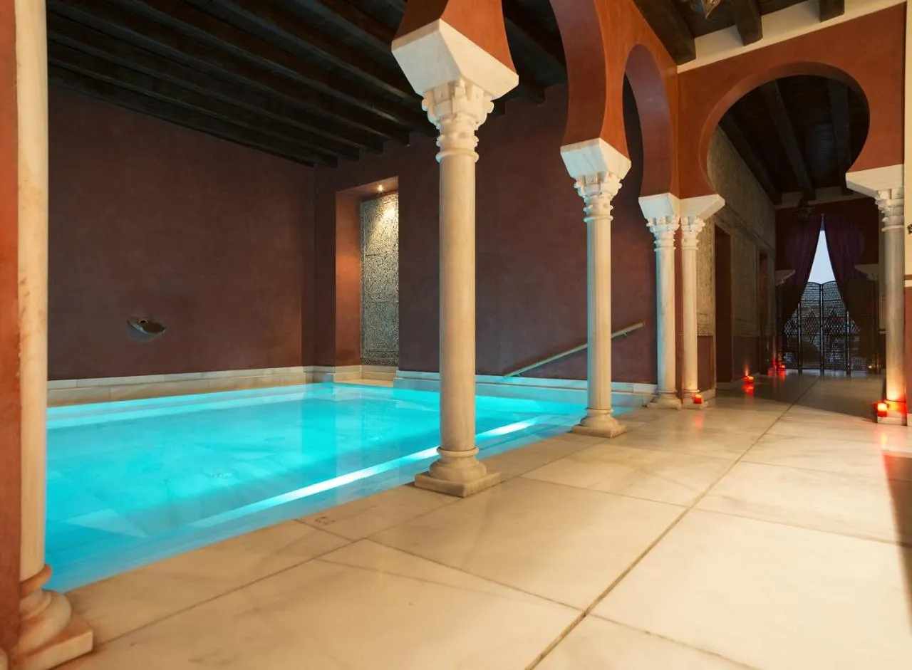 Spa and wellness centre/facilities in Hospederia Baños Arabes De Cordoba