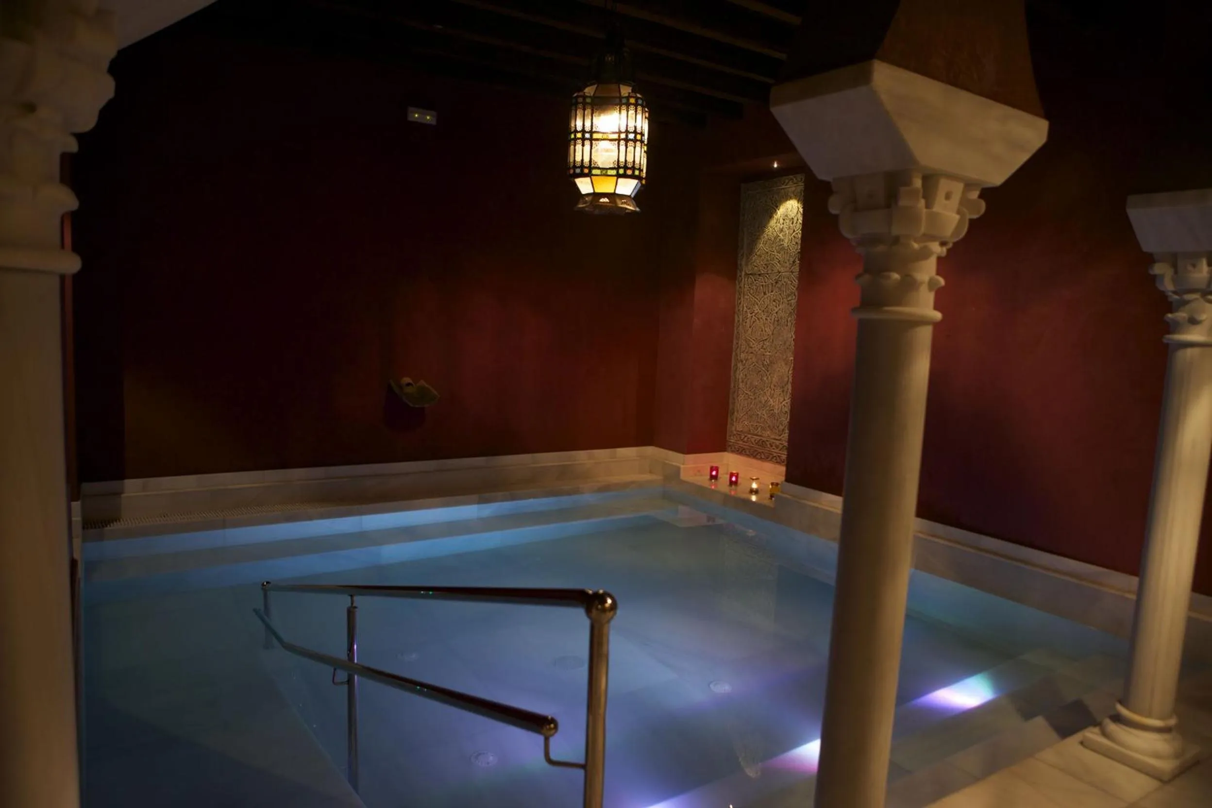 Massage in Hospederia Baños Arabes De Cordoba