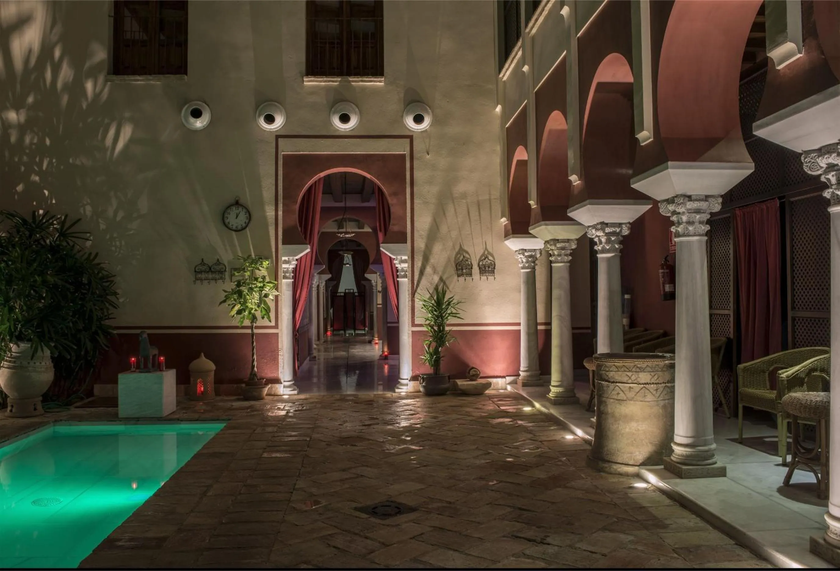 Night in Hospederia Baños Arabes De Cordoba