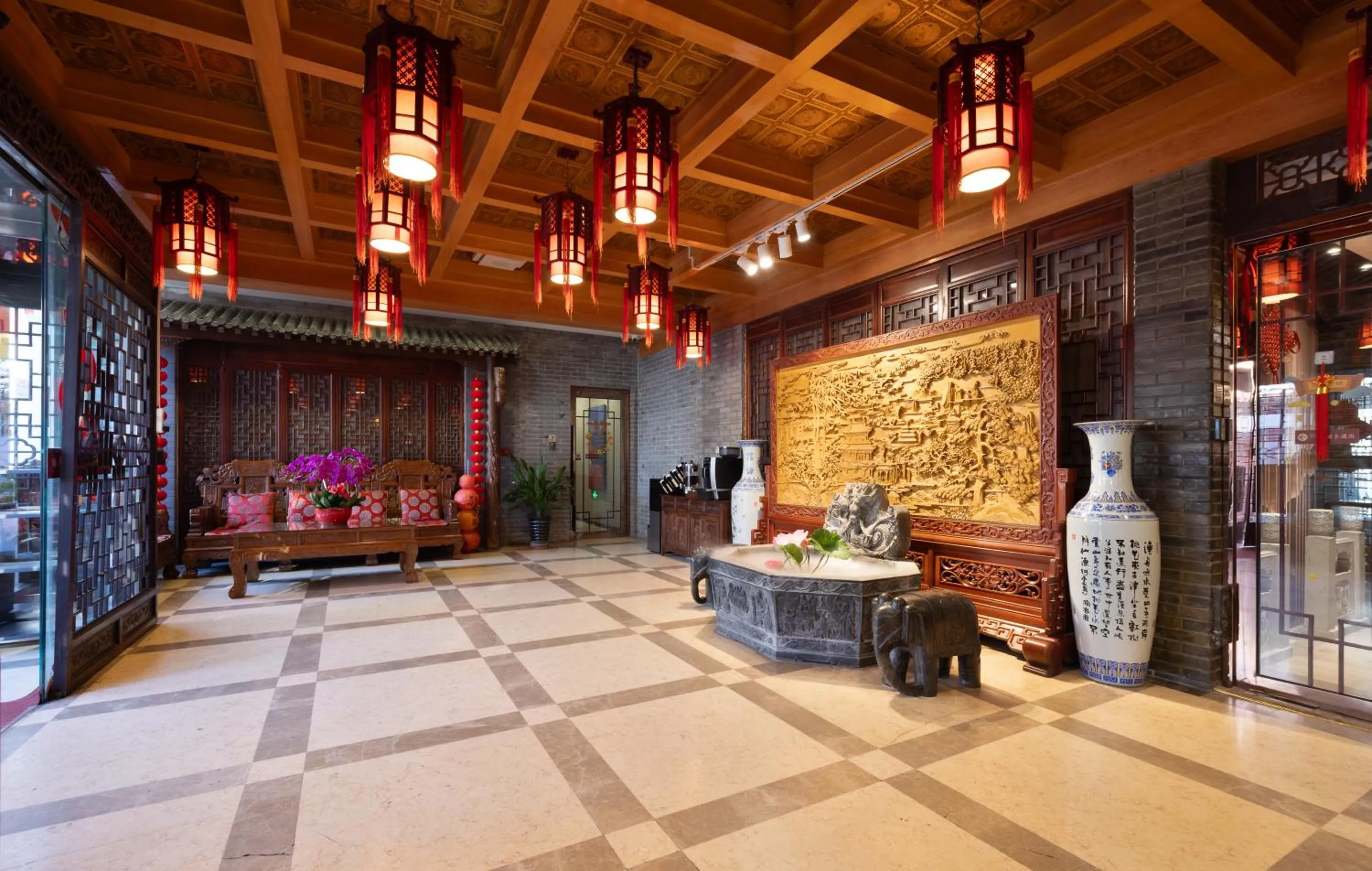 Lobby or reception in Chinese Culture Holiday Hotel 唐府