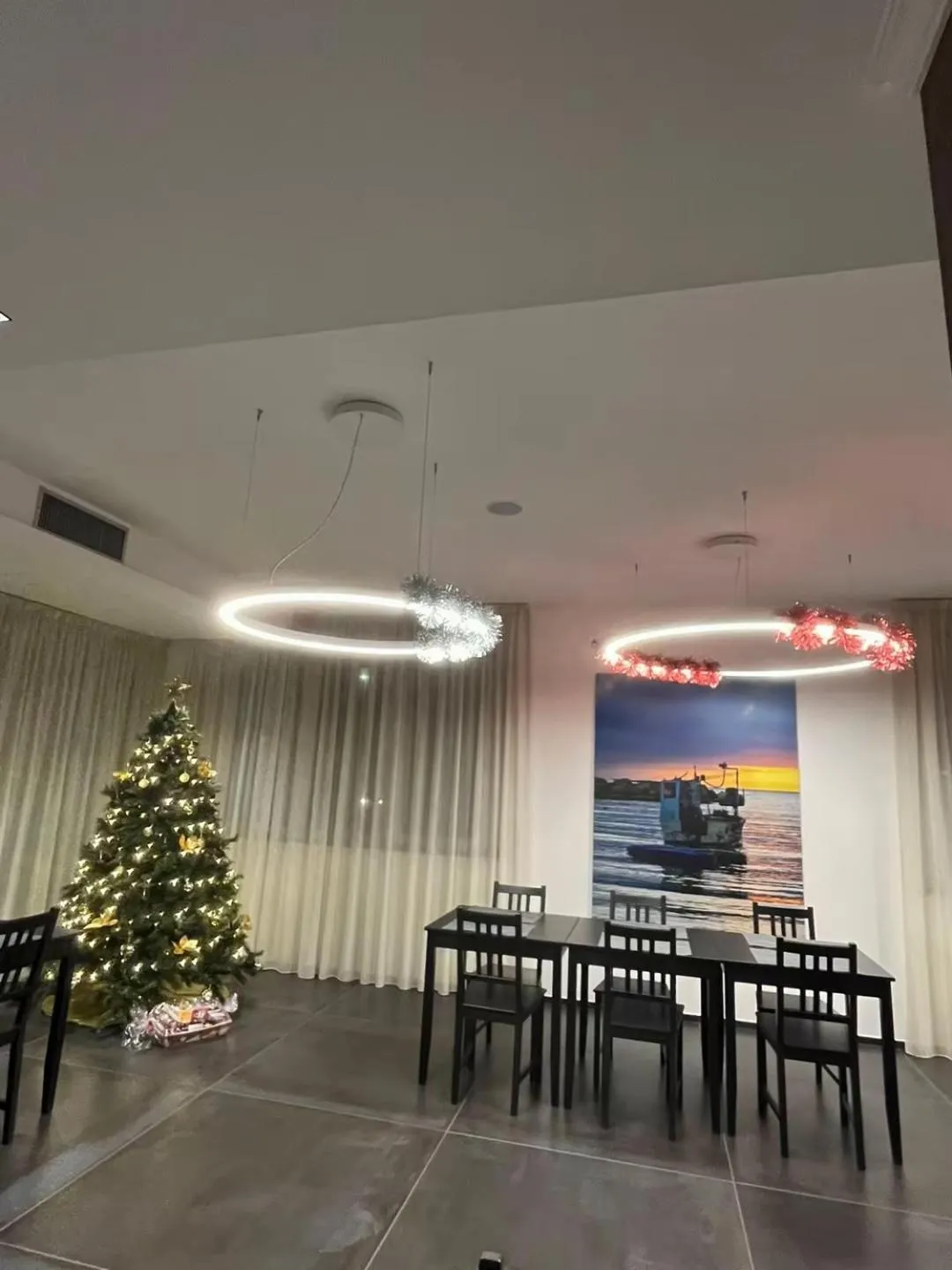 Restaurant/places to eat in Hotel Mediterraneo