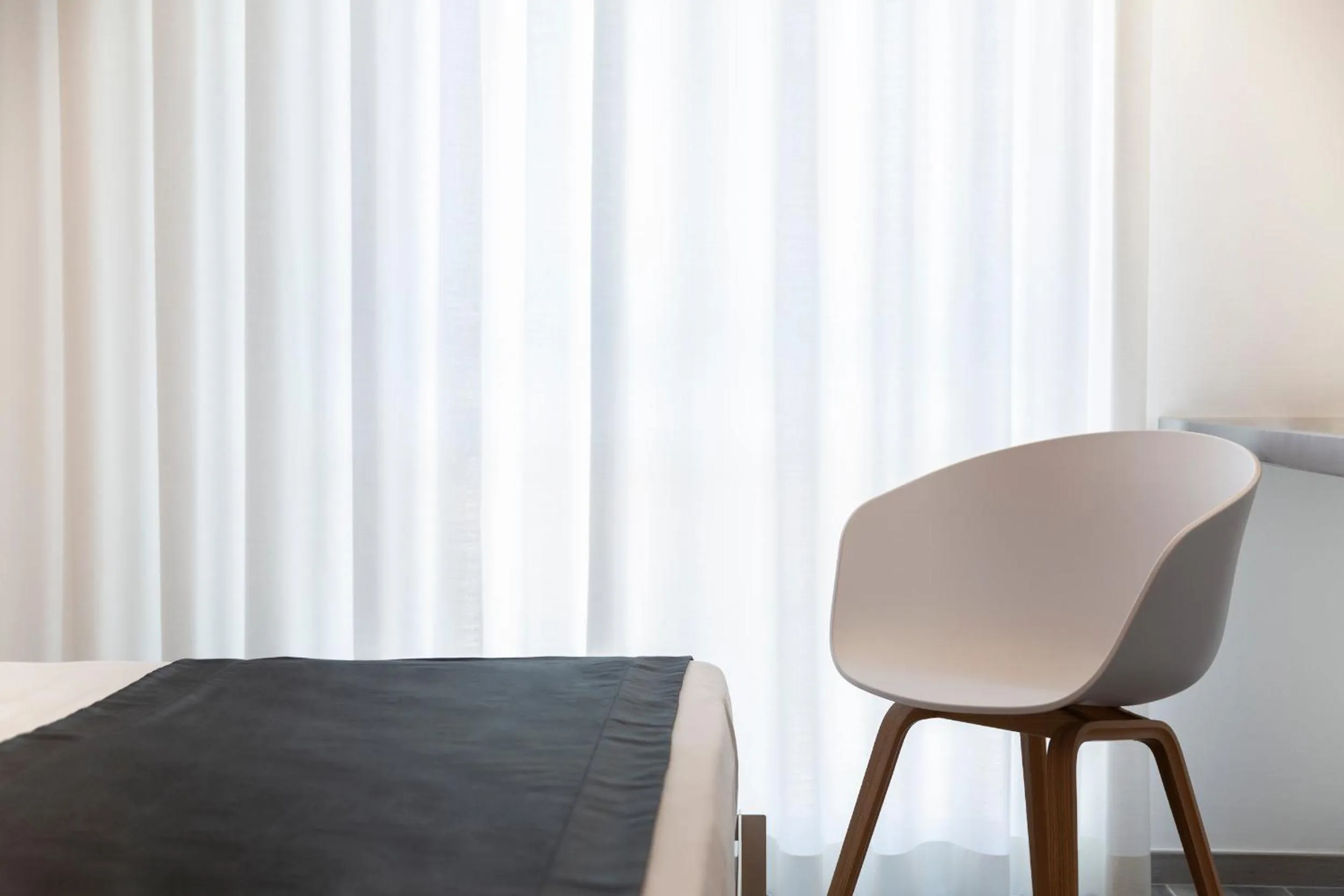 Living room, Bed in Hotel Mediterraneo