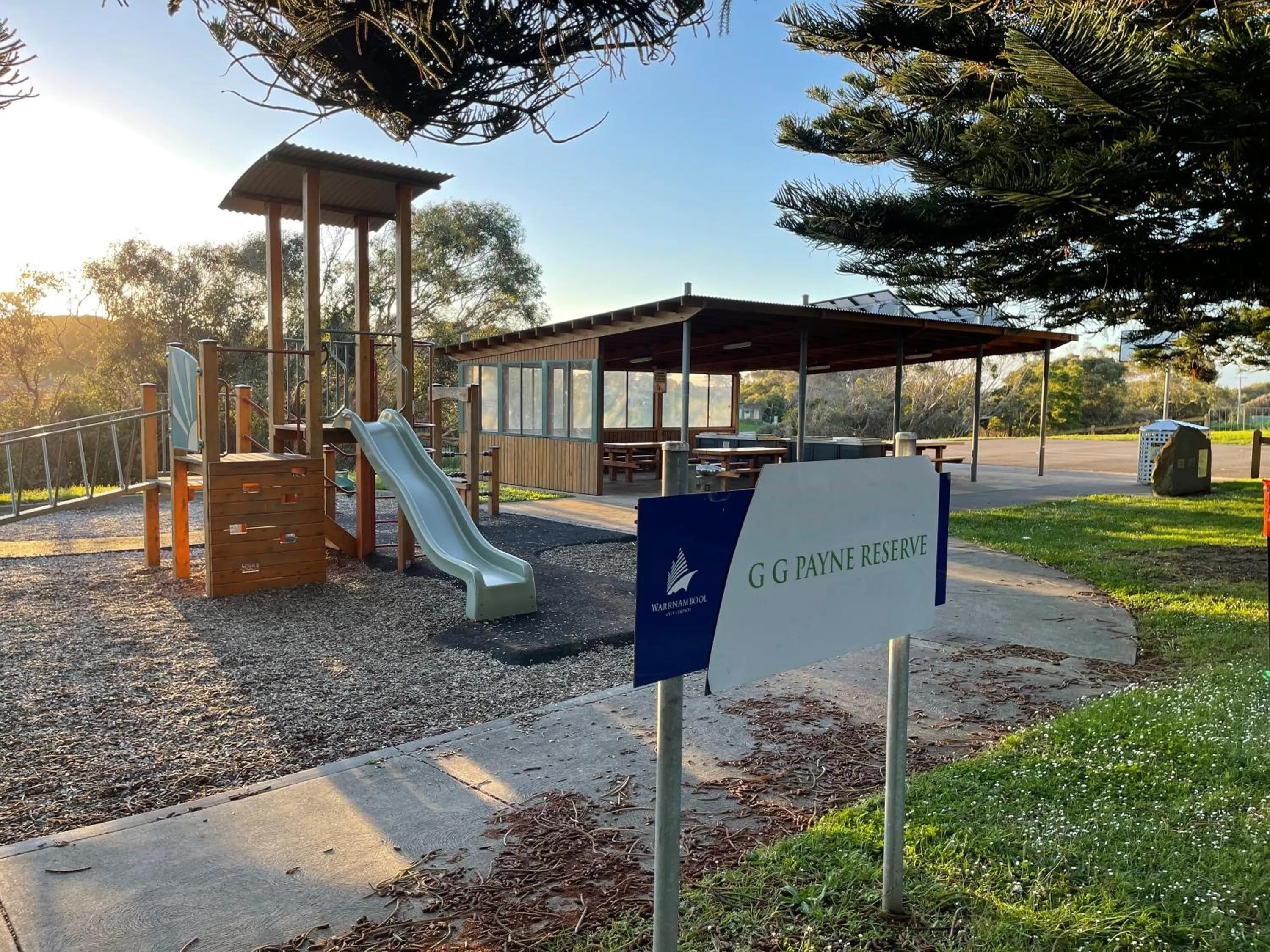 Activities in Austral Place 88 via Merri River