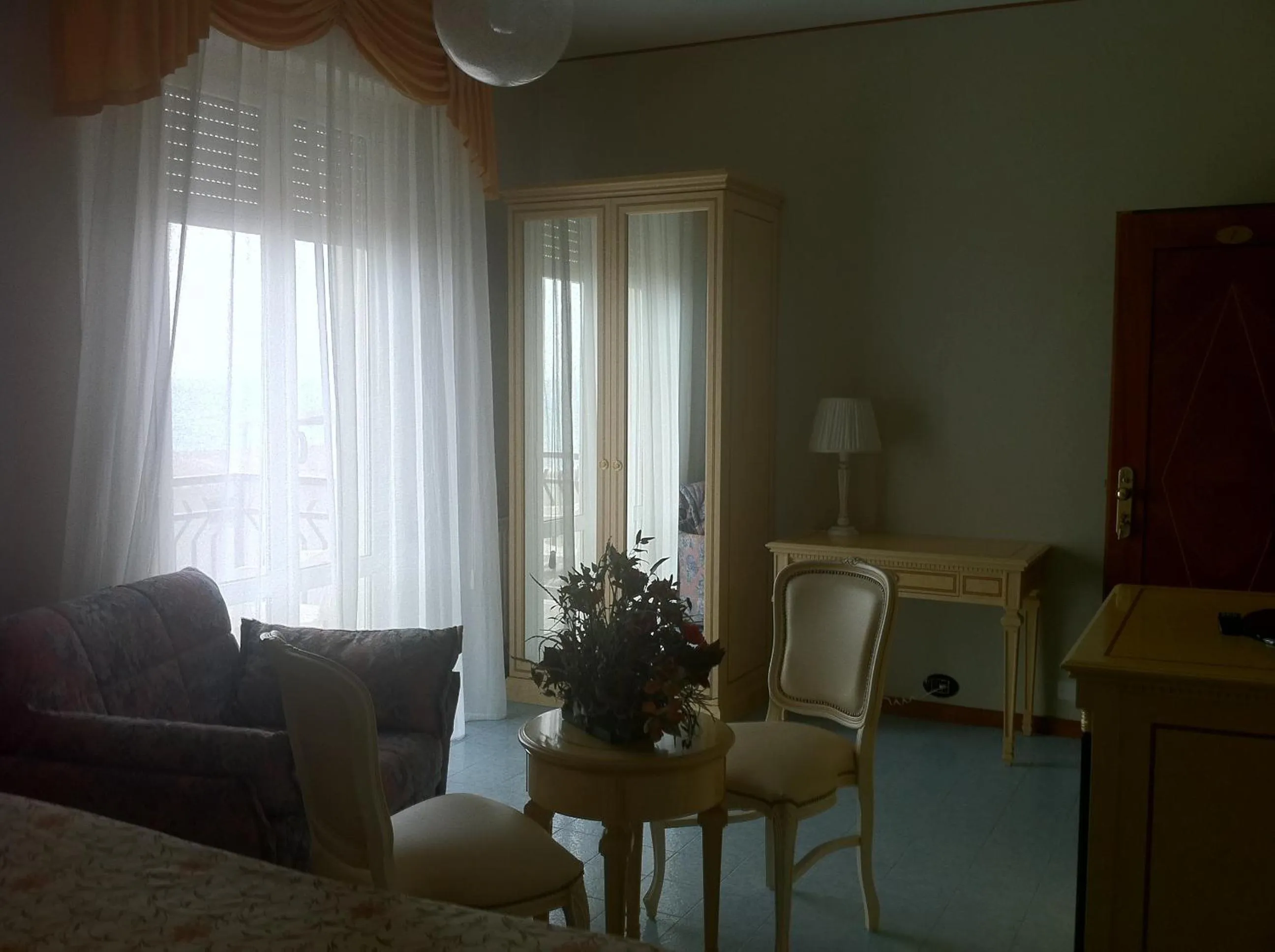 Decorative detail in Hotel Lido