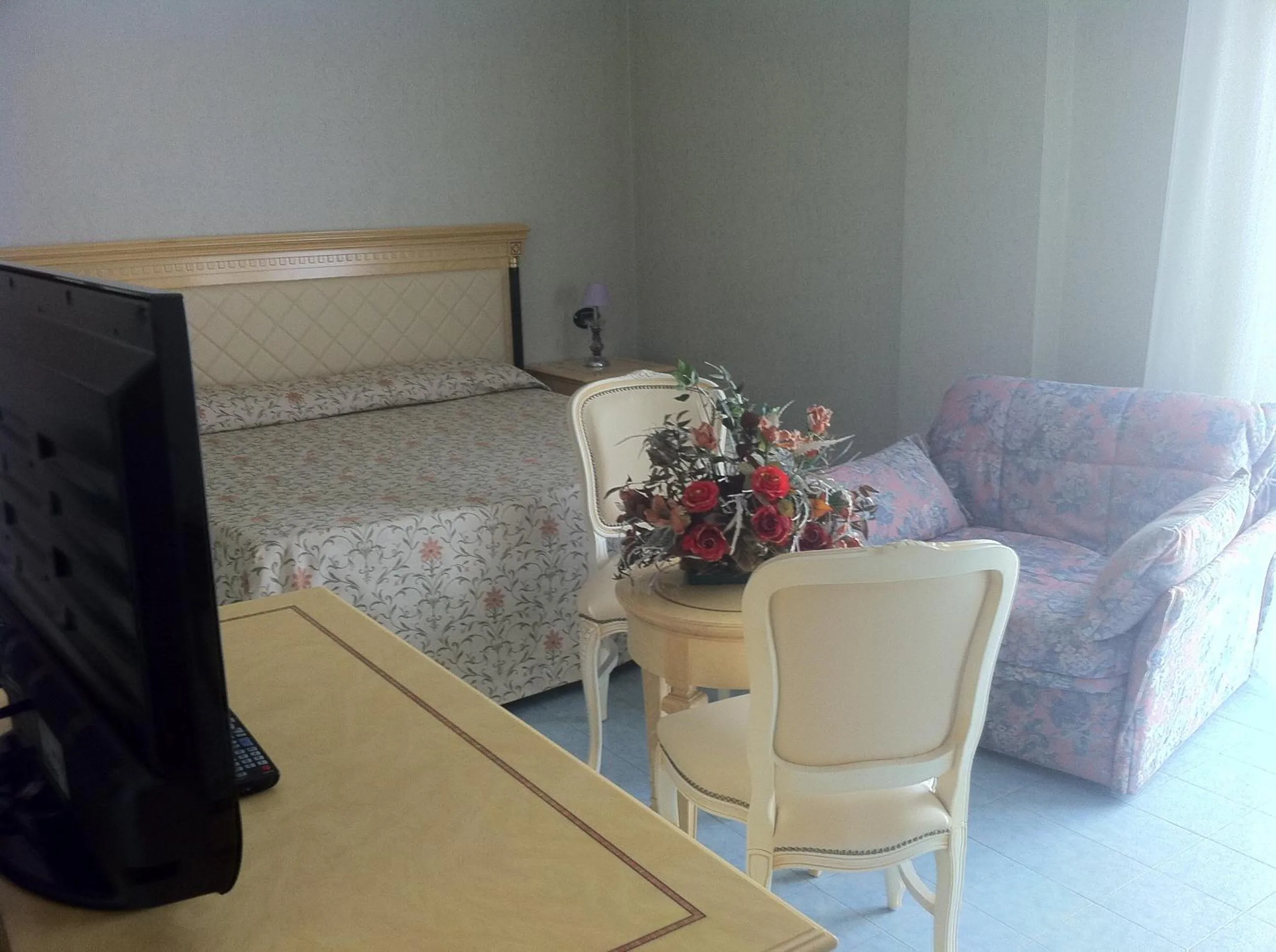 Decorative detail in Hotel Lido