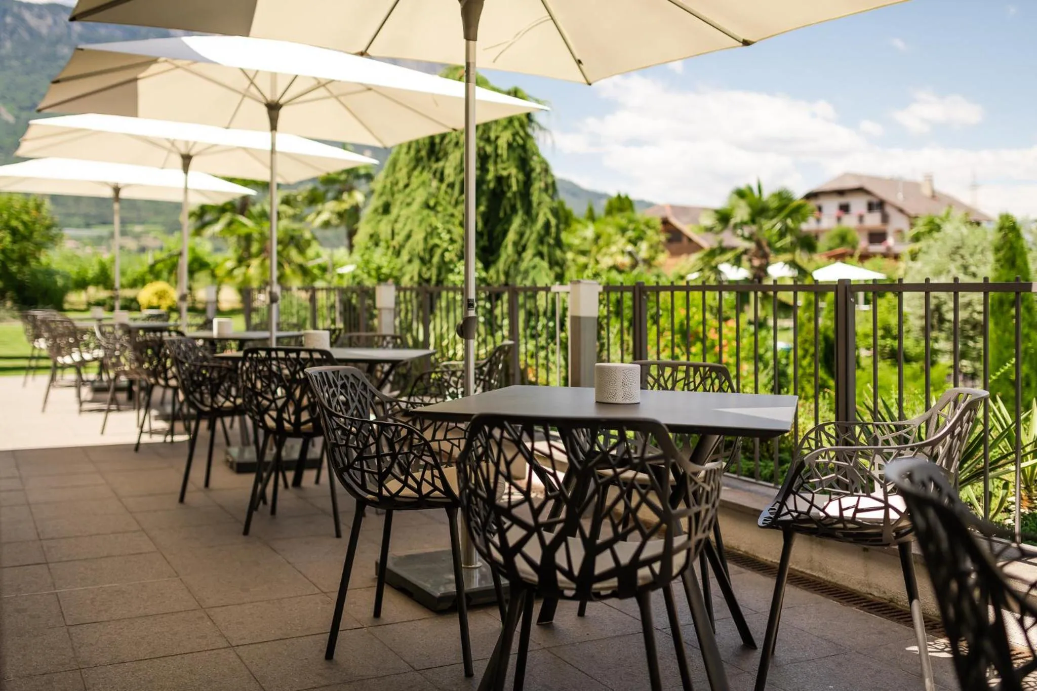 Restaurant/places to eat in Hotel Mandelhof