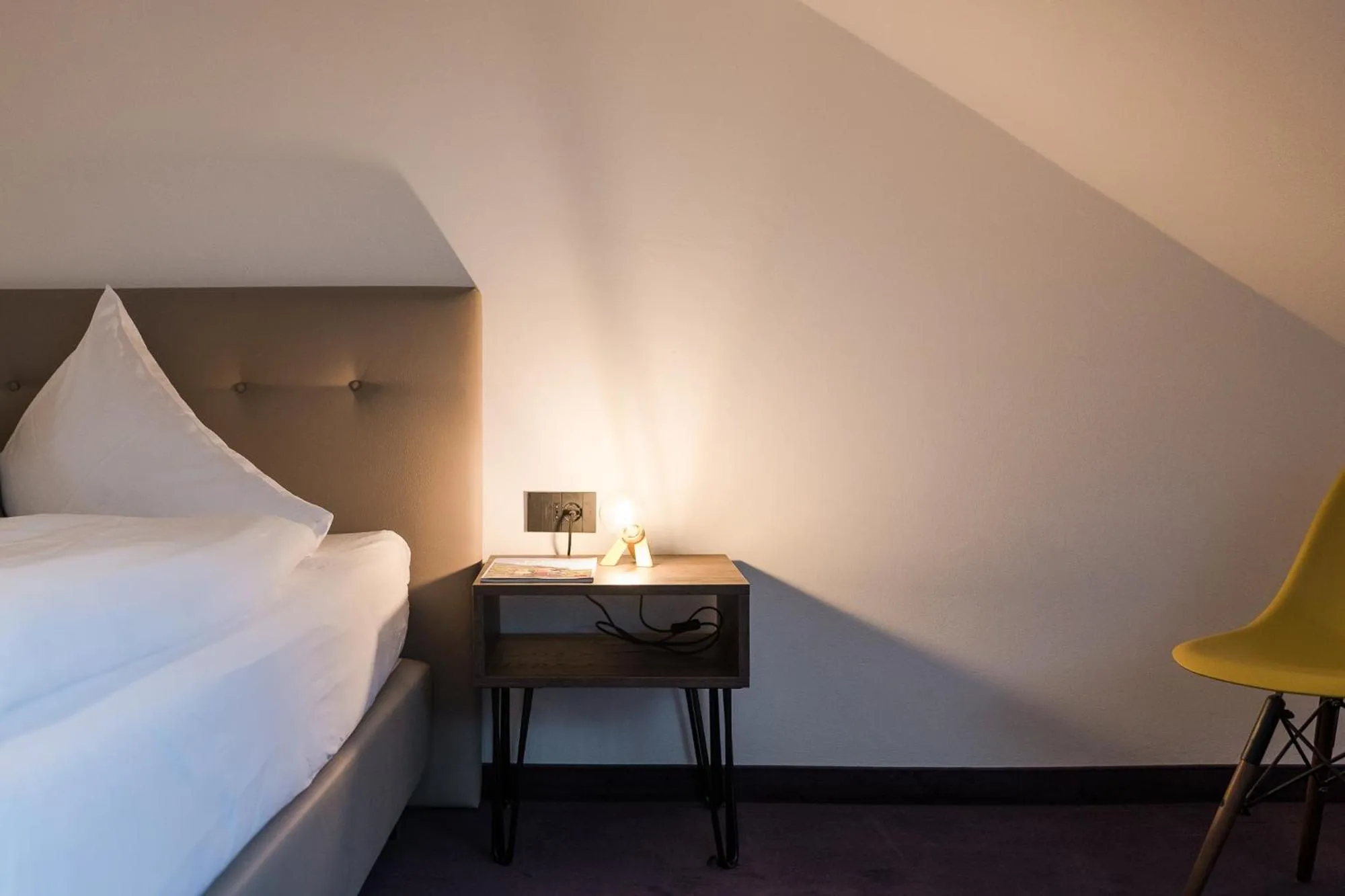 Bed in Hotel Mandelhof