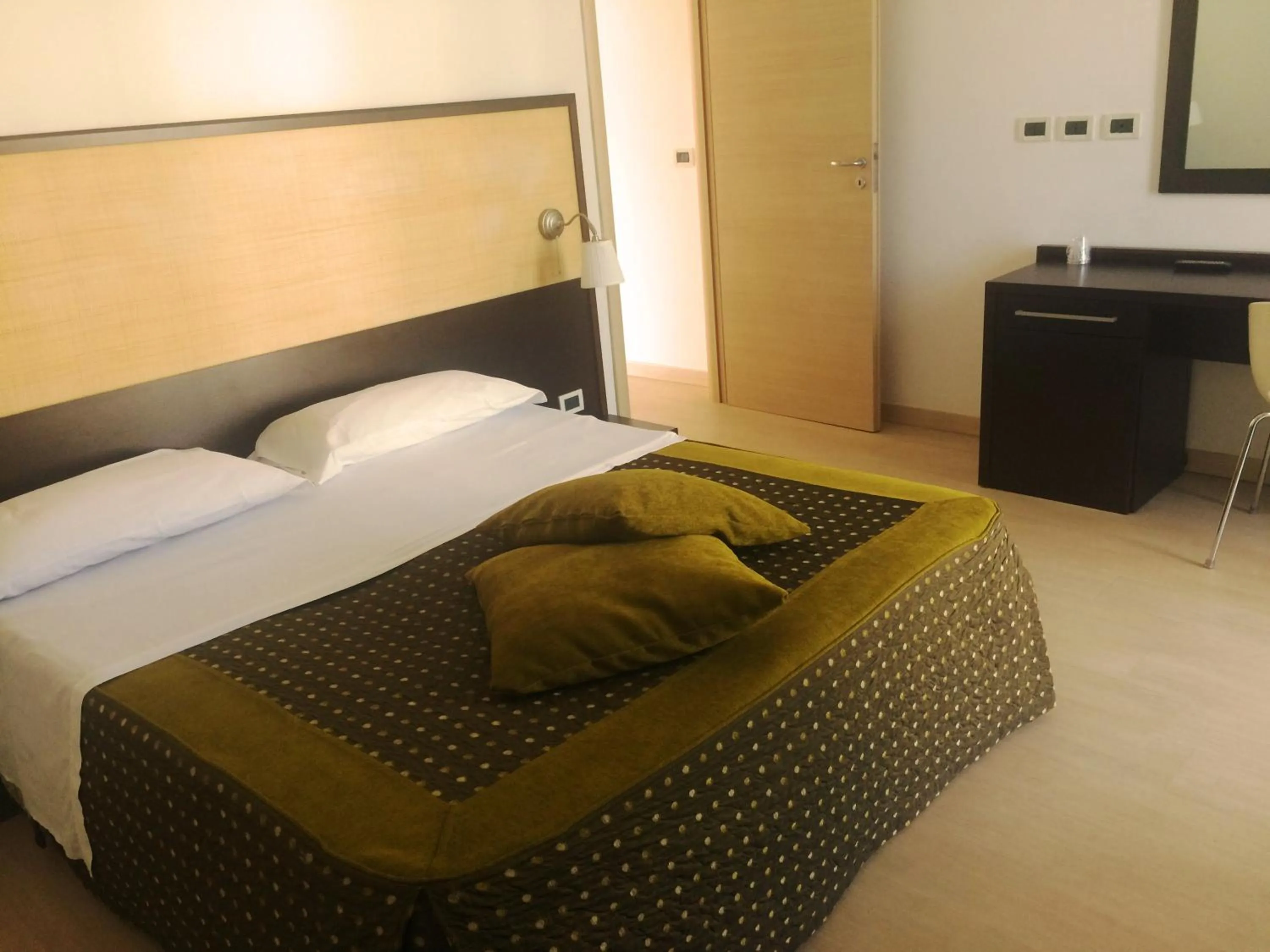 Bedroom, Bed in Il Grillo Hotel