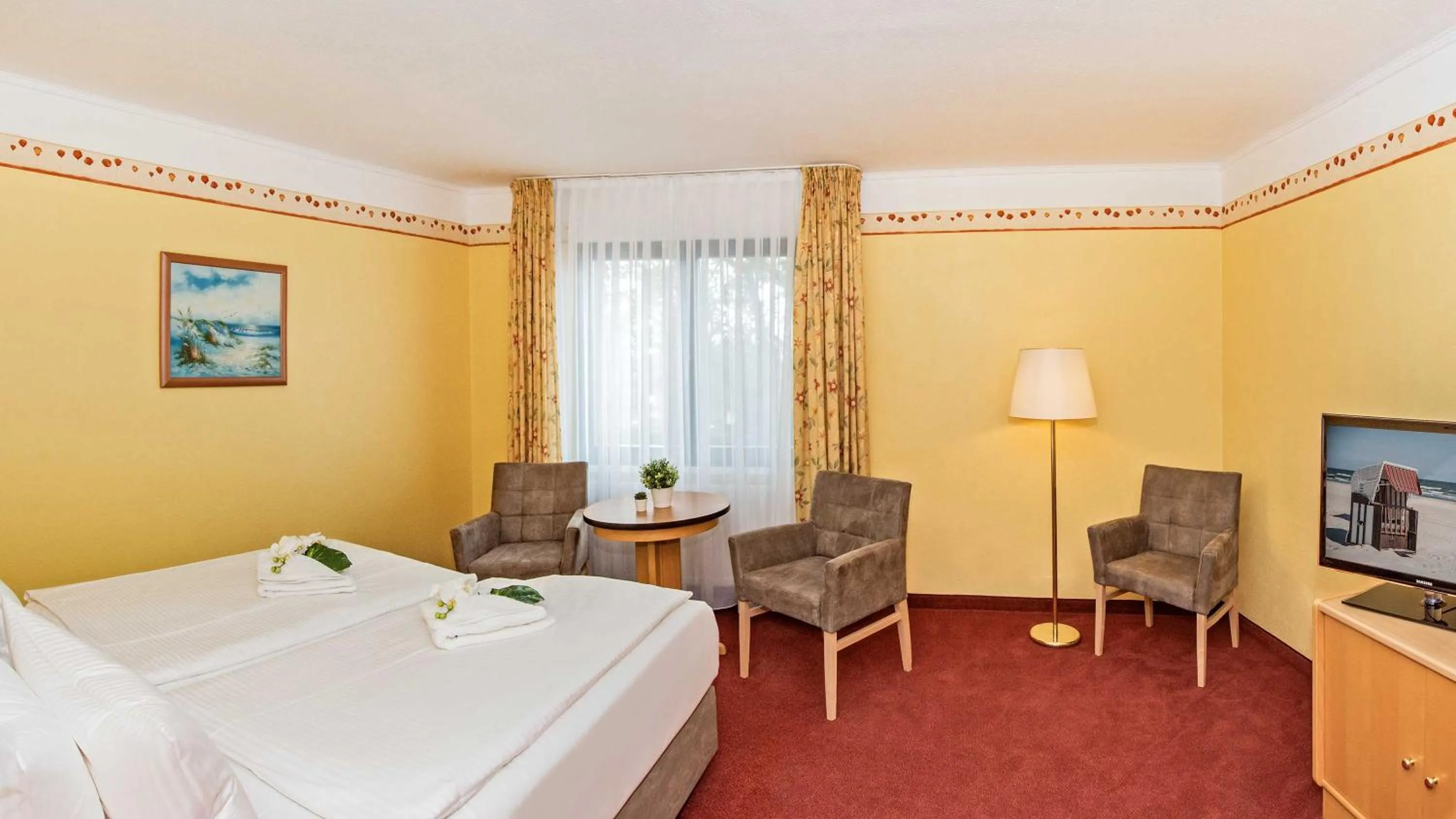Photo of the whole room in Hotel Garni Nussbaumhof