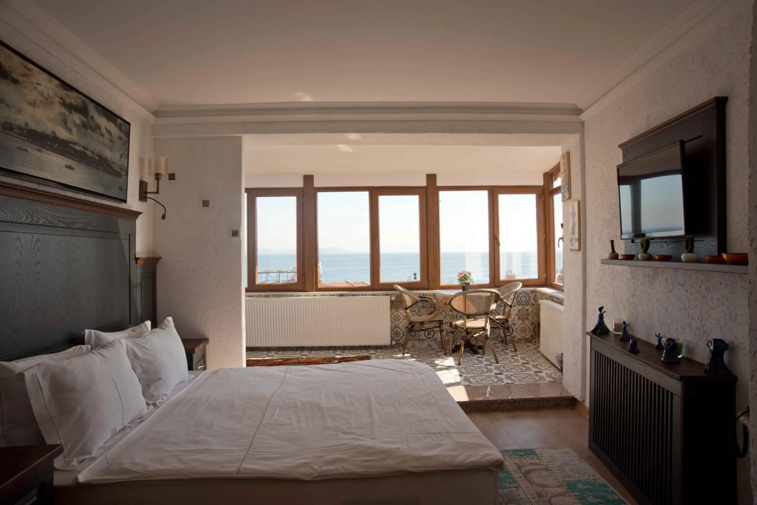 Bed in Blue Tuana Hotel Old City