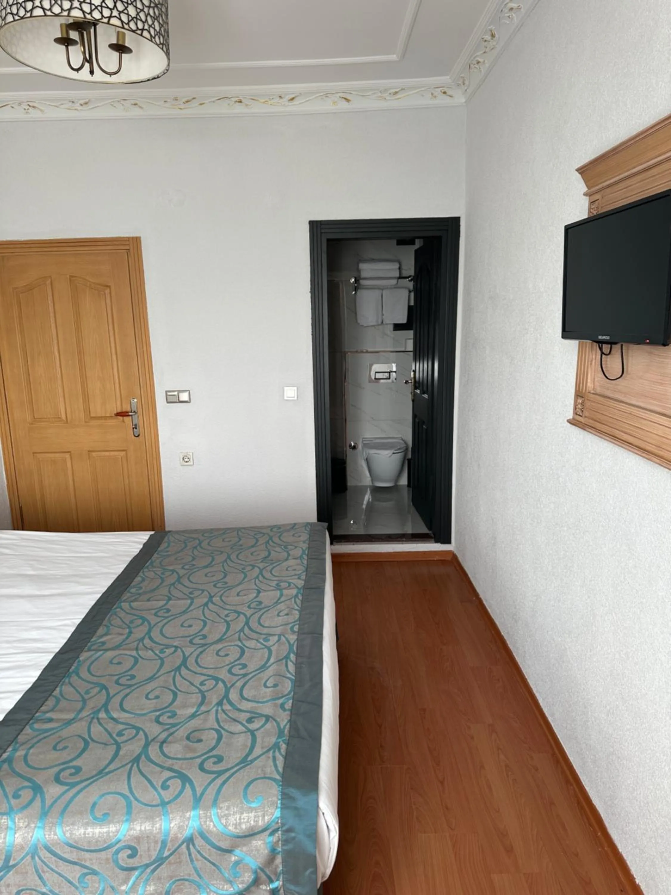 Bed in Blue Tuana Hotel Old City