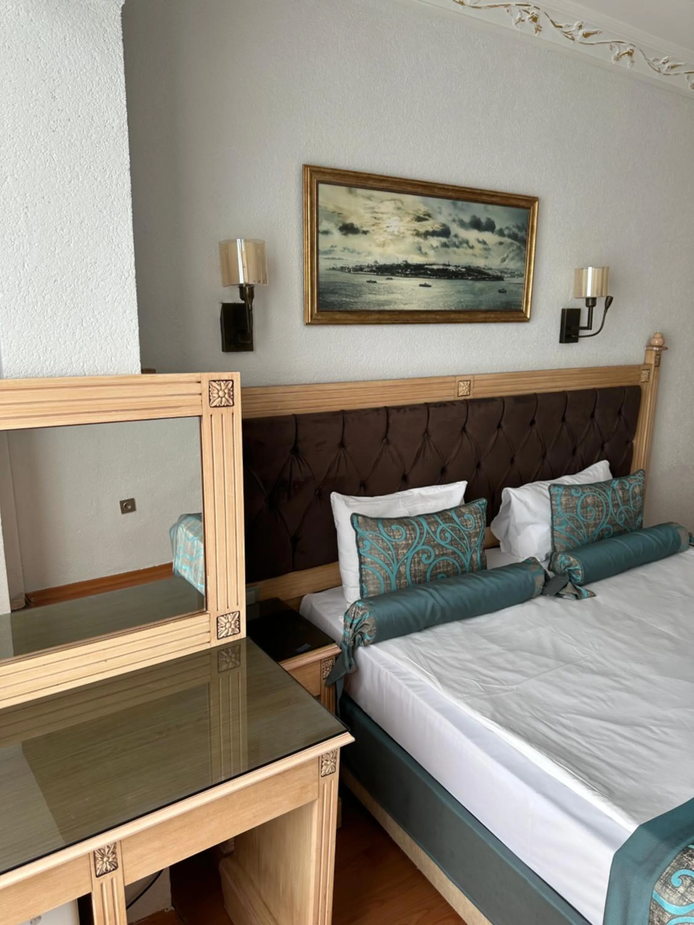 Bed in Blue Tuana Hotel Old City