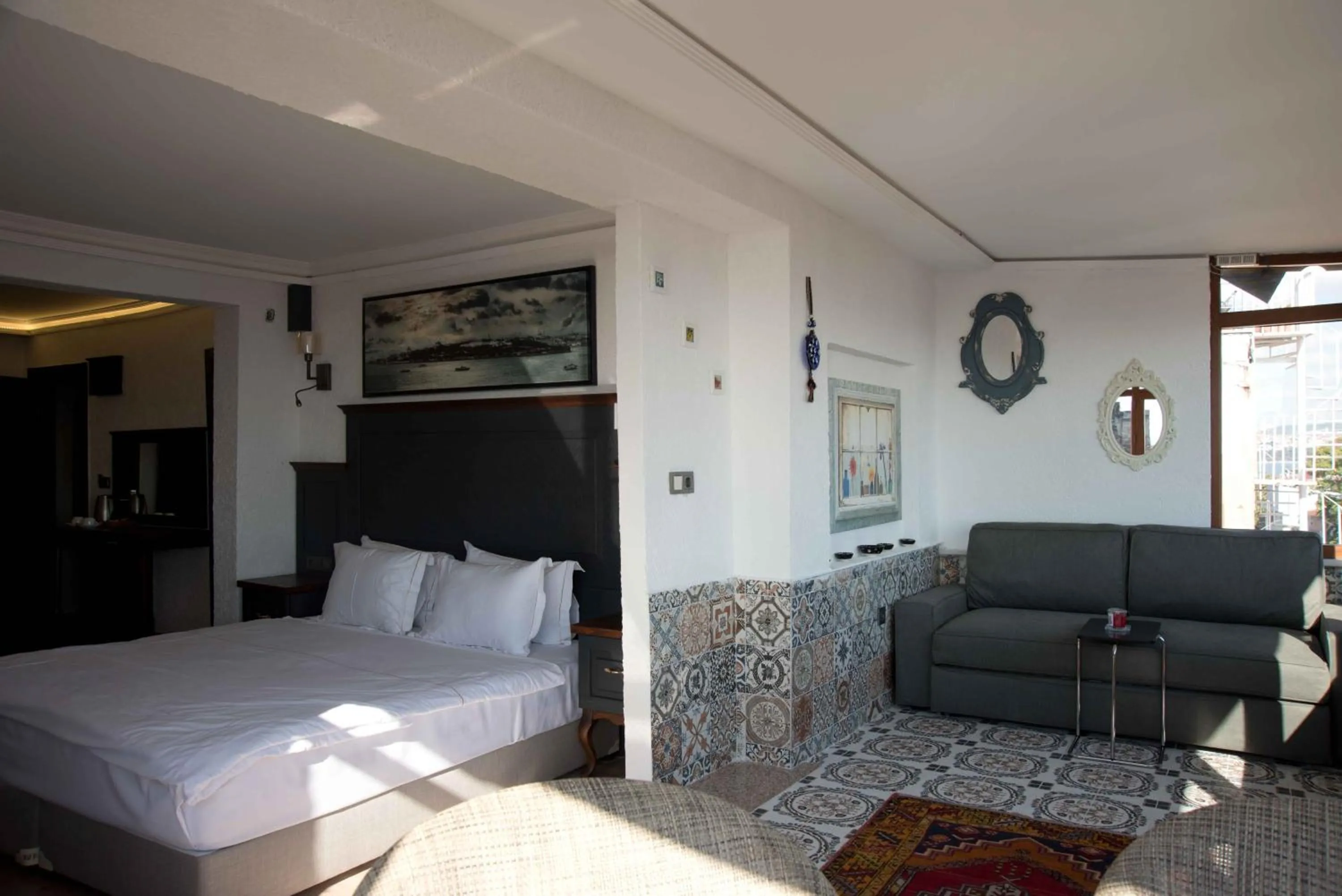 Bed in Blue Tuana Hotel Old City