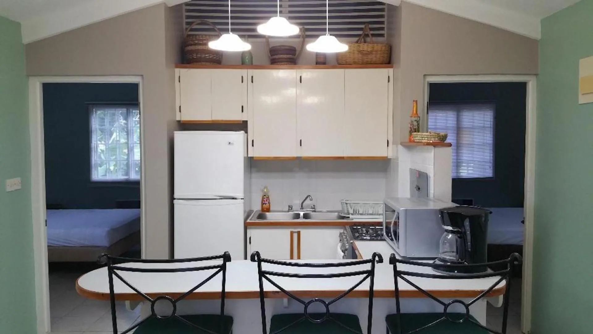 Kitchen or kitchenette in Kootney Resorts