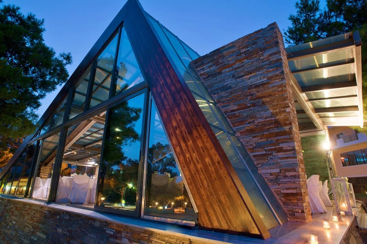 Banquet/Function facilities in Parnis Palace