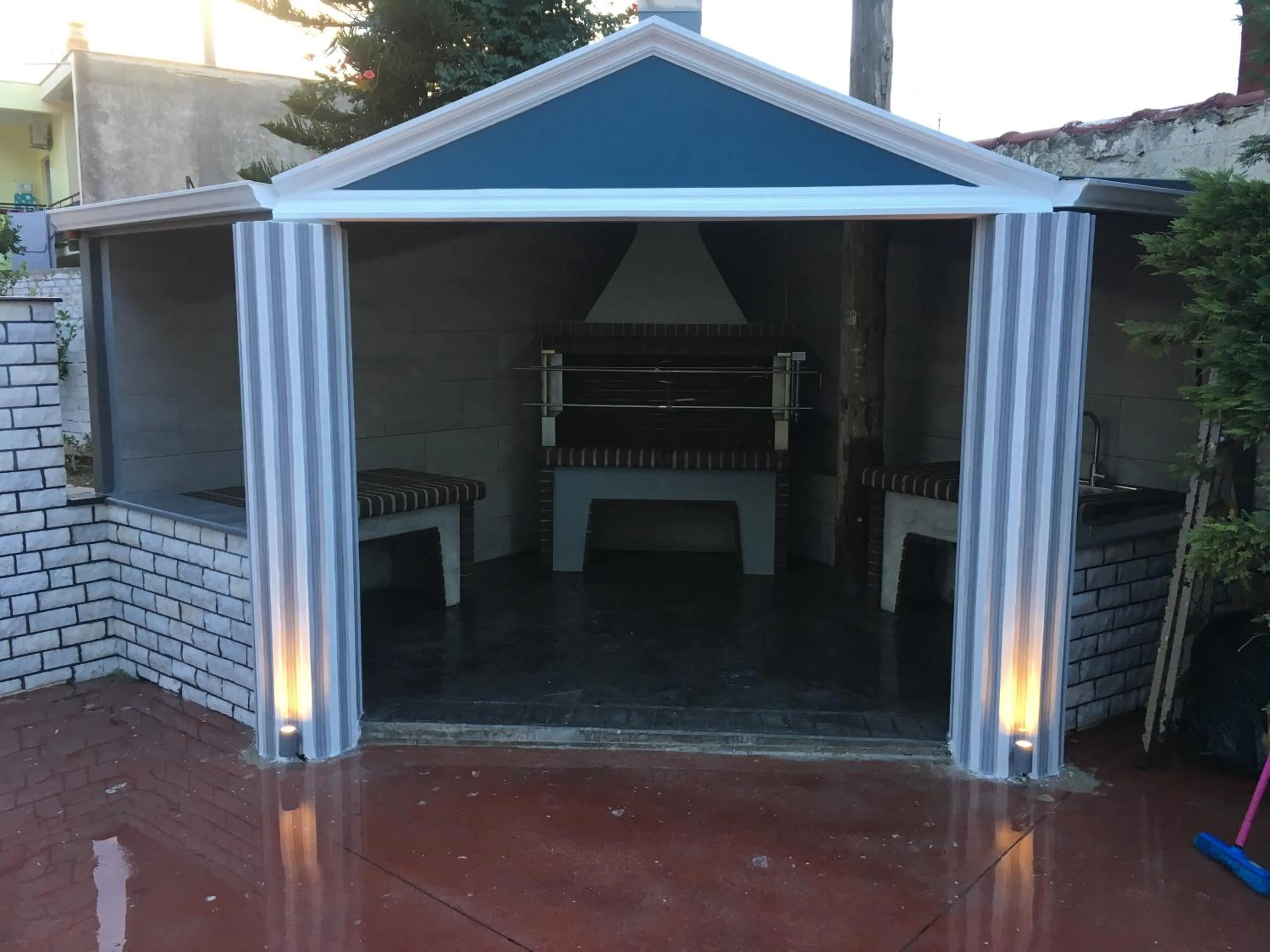 BBQ facilities in Dionisos Hotel