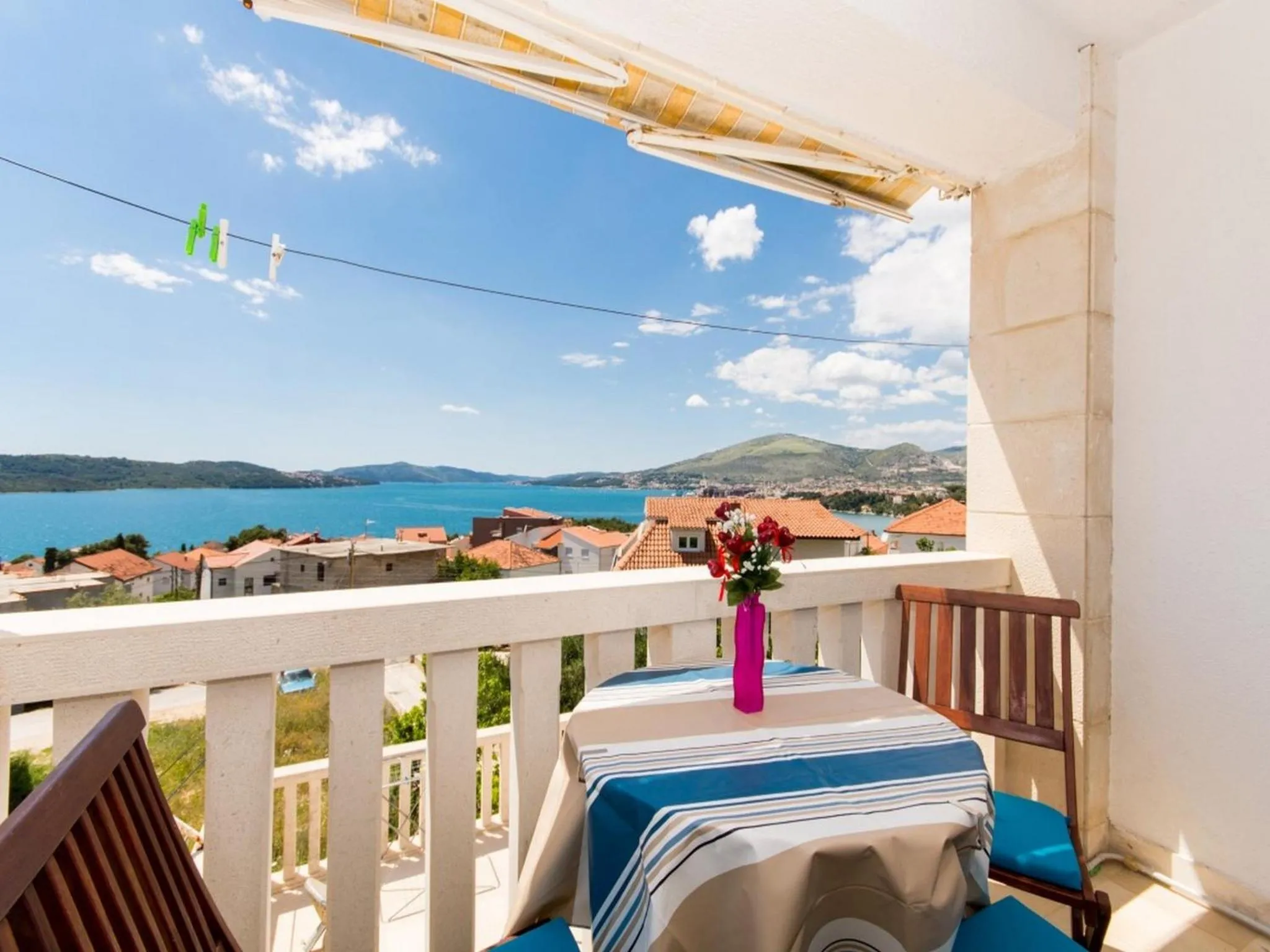 Balcony/Terrace in Villa Stil