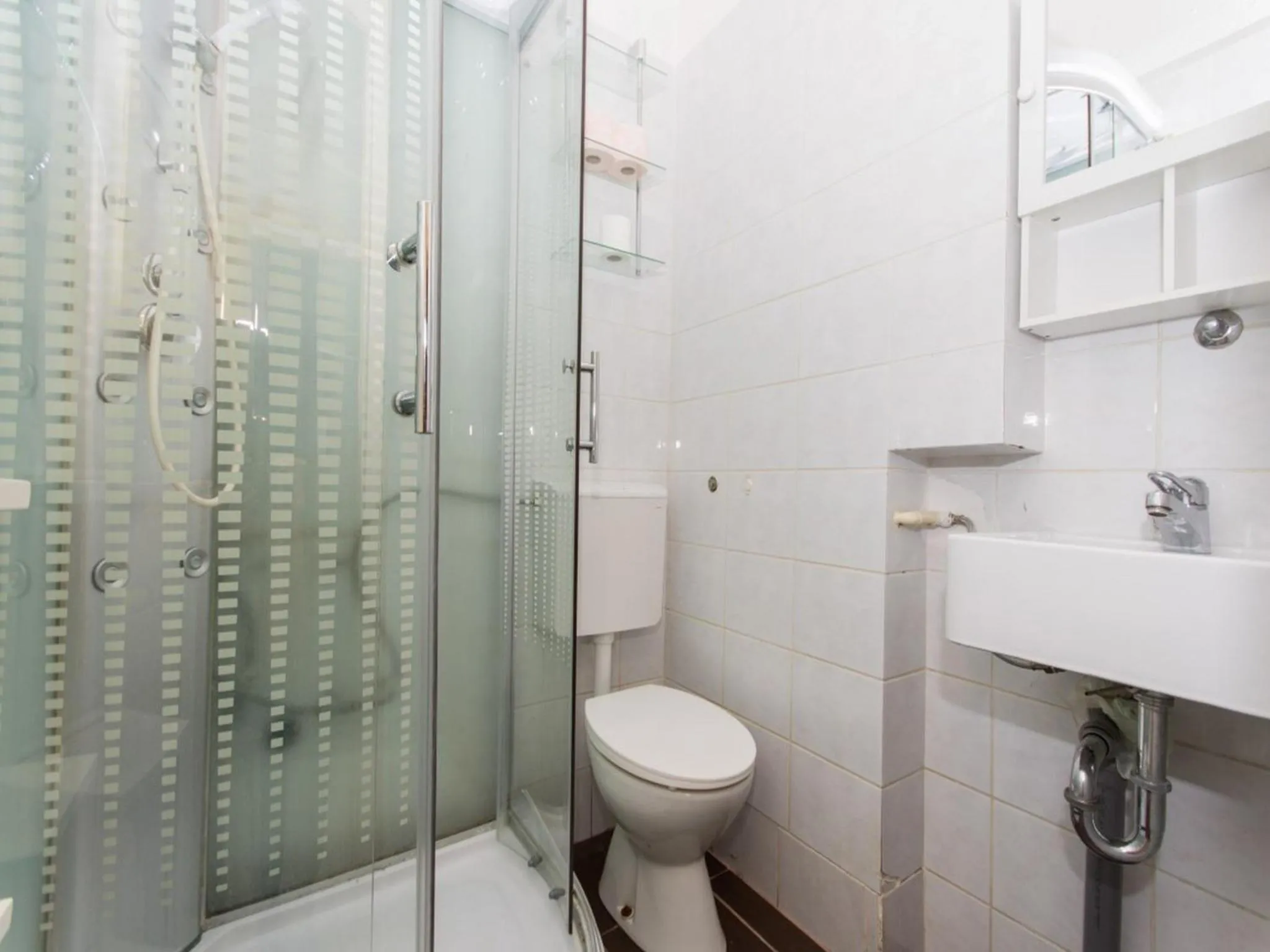 Bathroom in Villa Stil