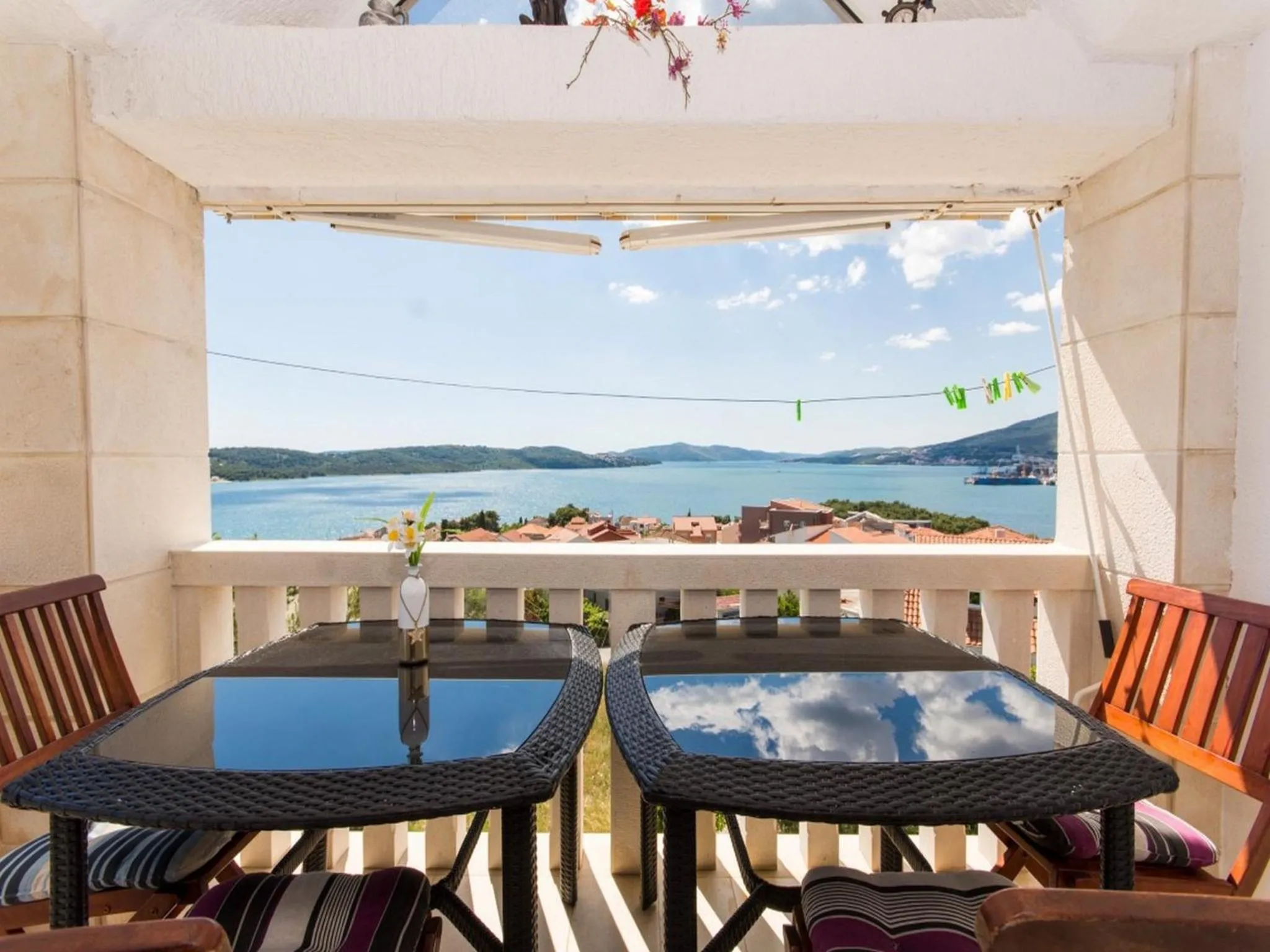Balcony/Terrace in Villa Stil