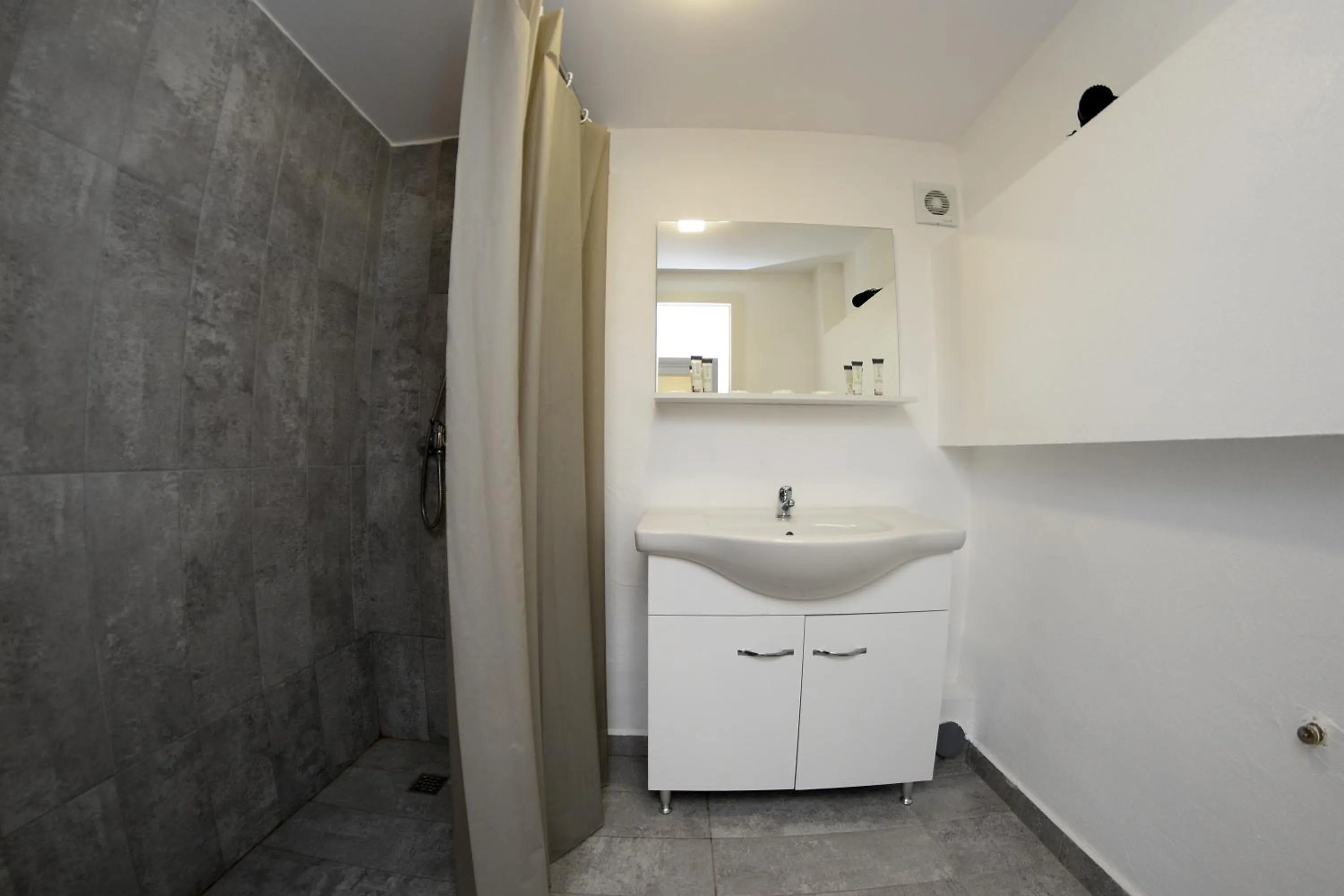 Bathroom in Hotel Victoria