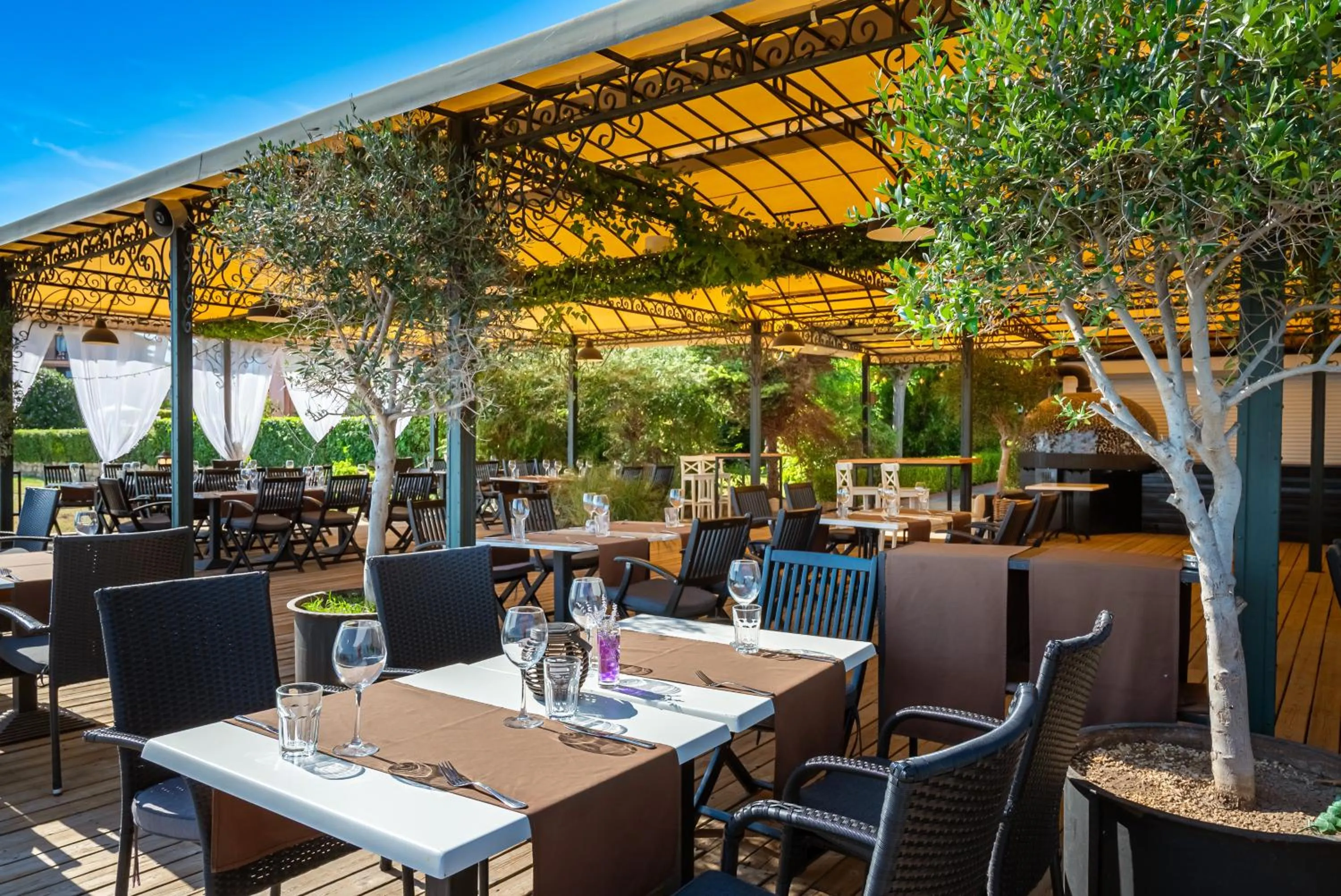 Restaurant/places to eat in Kaliakria Resort