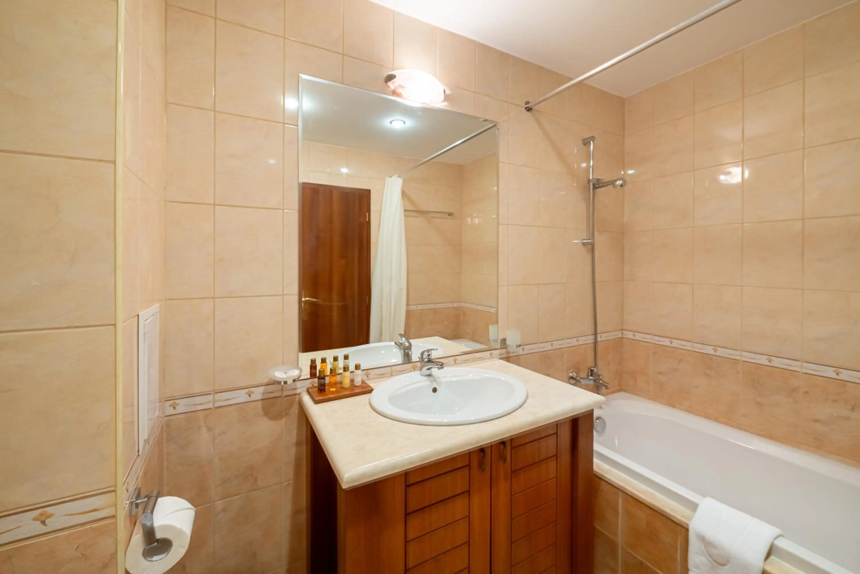 Bath in Kaliakria Resort