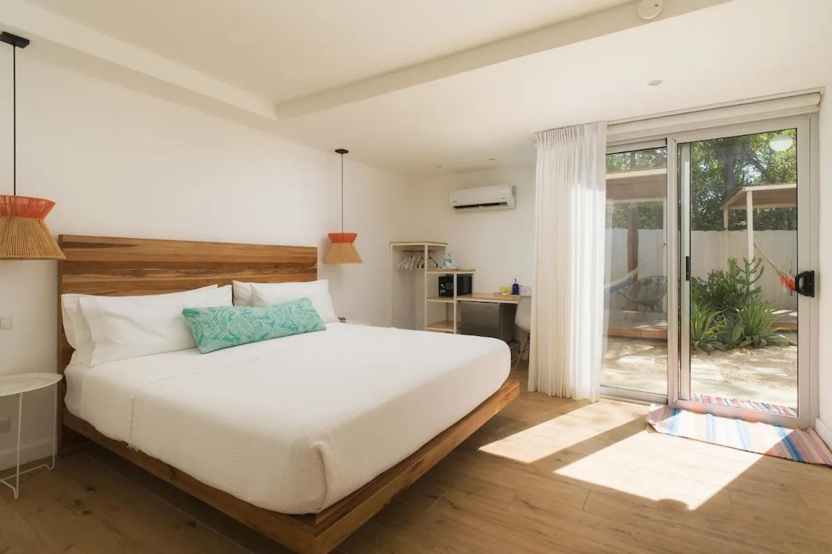 Photo of the whole room, Bed in BOHO Tamarindo