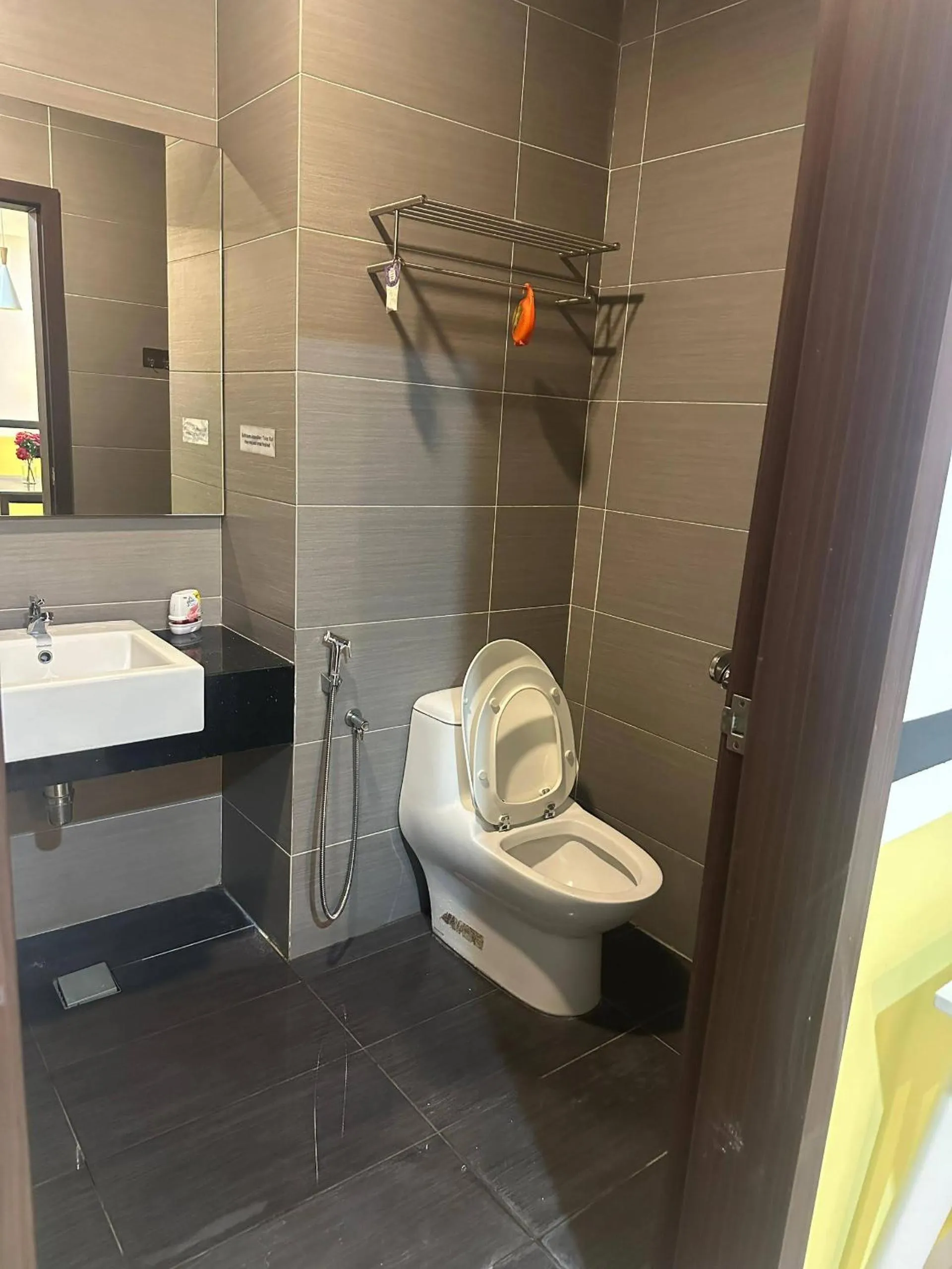 JB City D'Esplanade Shopping mall apartment