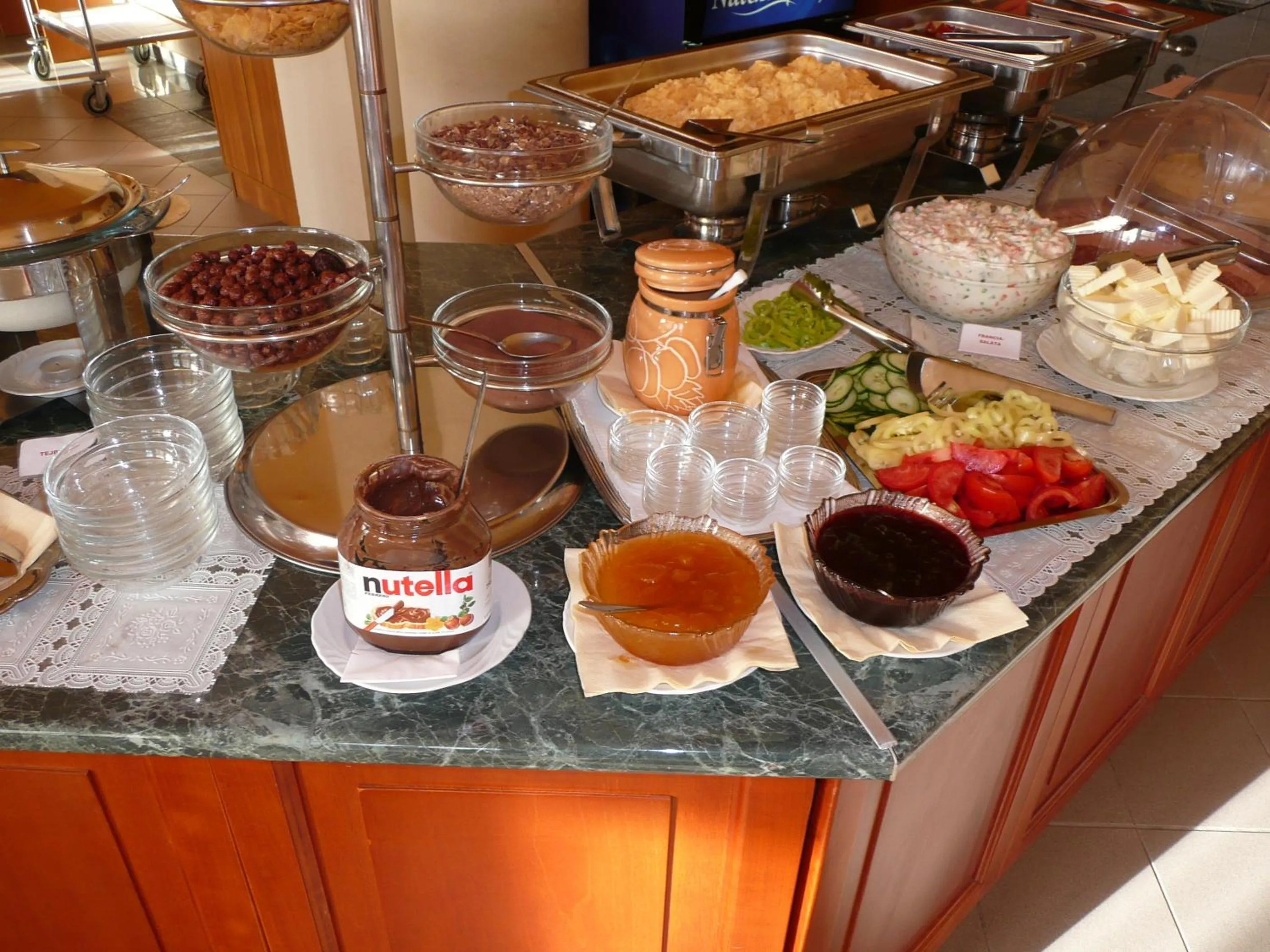 Restaurant/places to eat in Hotel Ovit