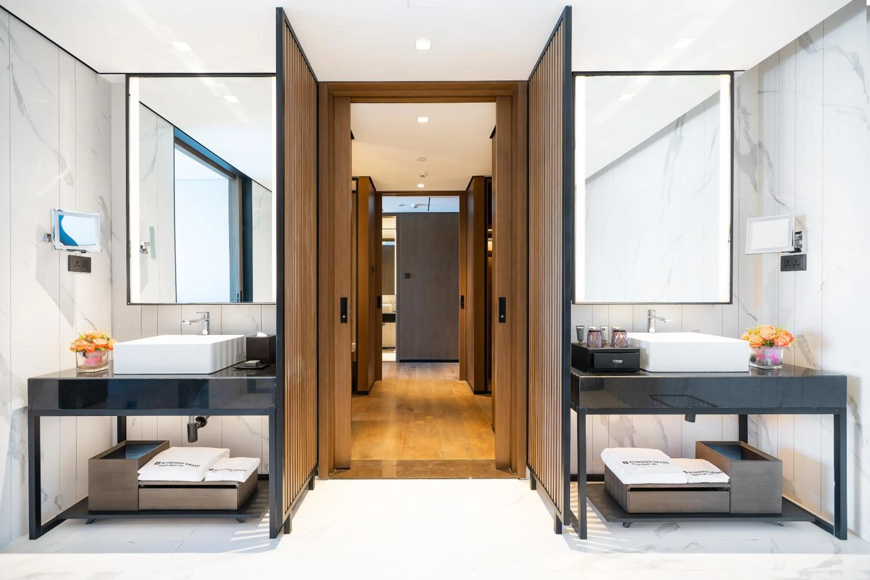 Bathroom in Wyndham Grand Yangon