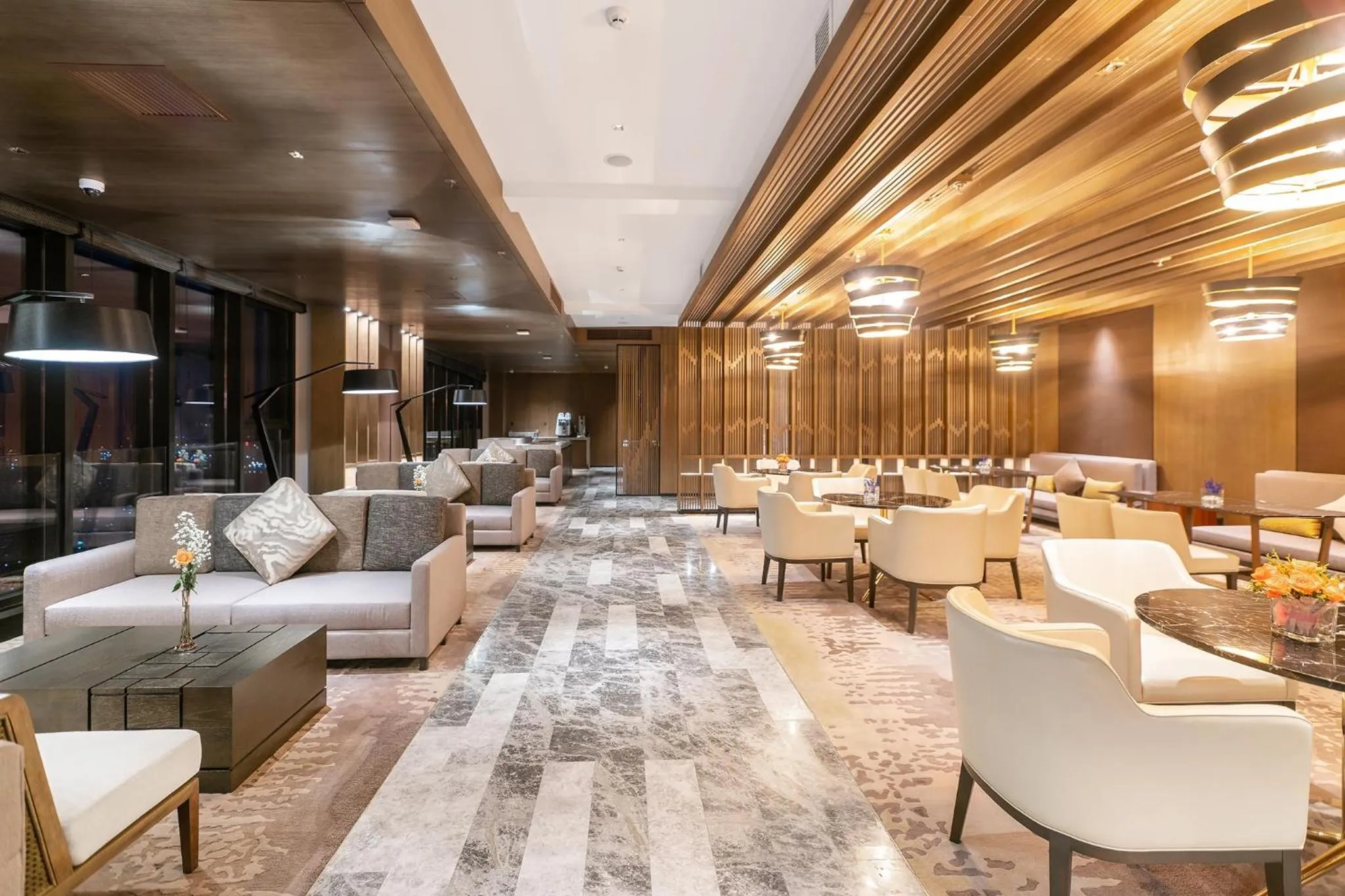 Lounge or bar in Wyndham Grand Yangon