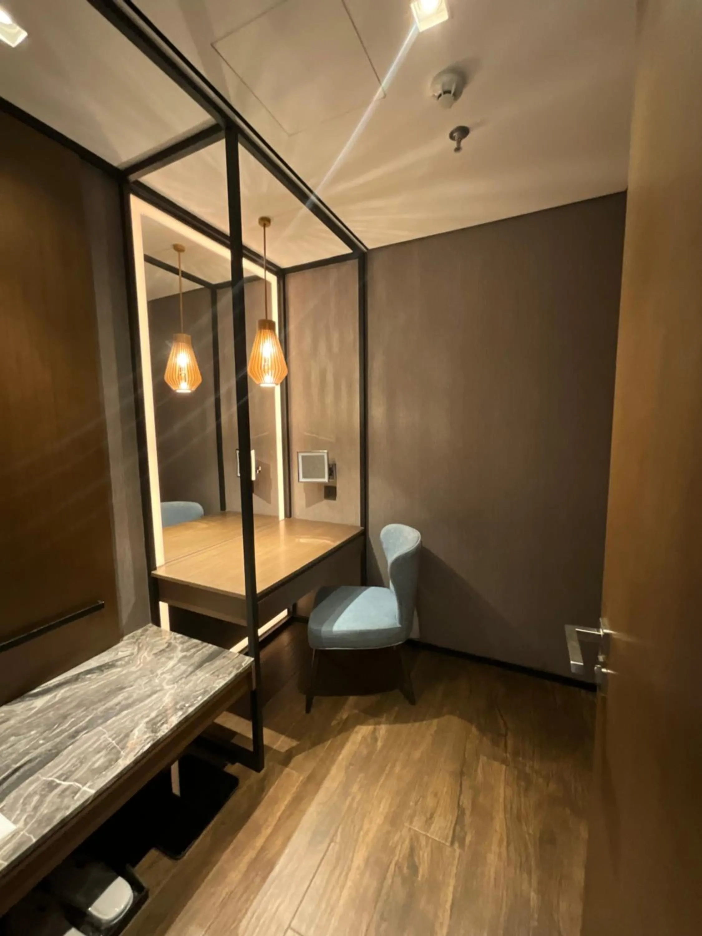 wardrobe, Bed in Wyndham Grand Yangon