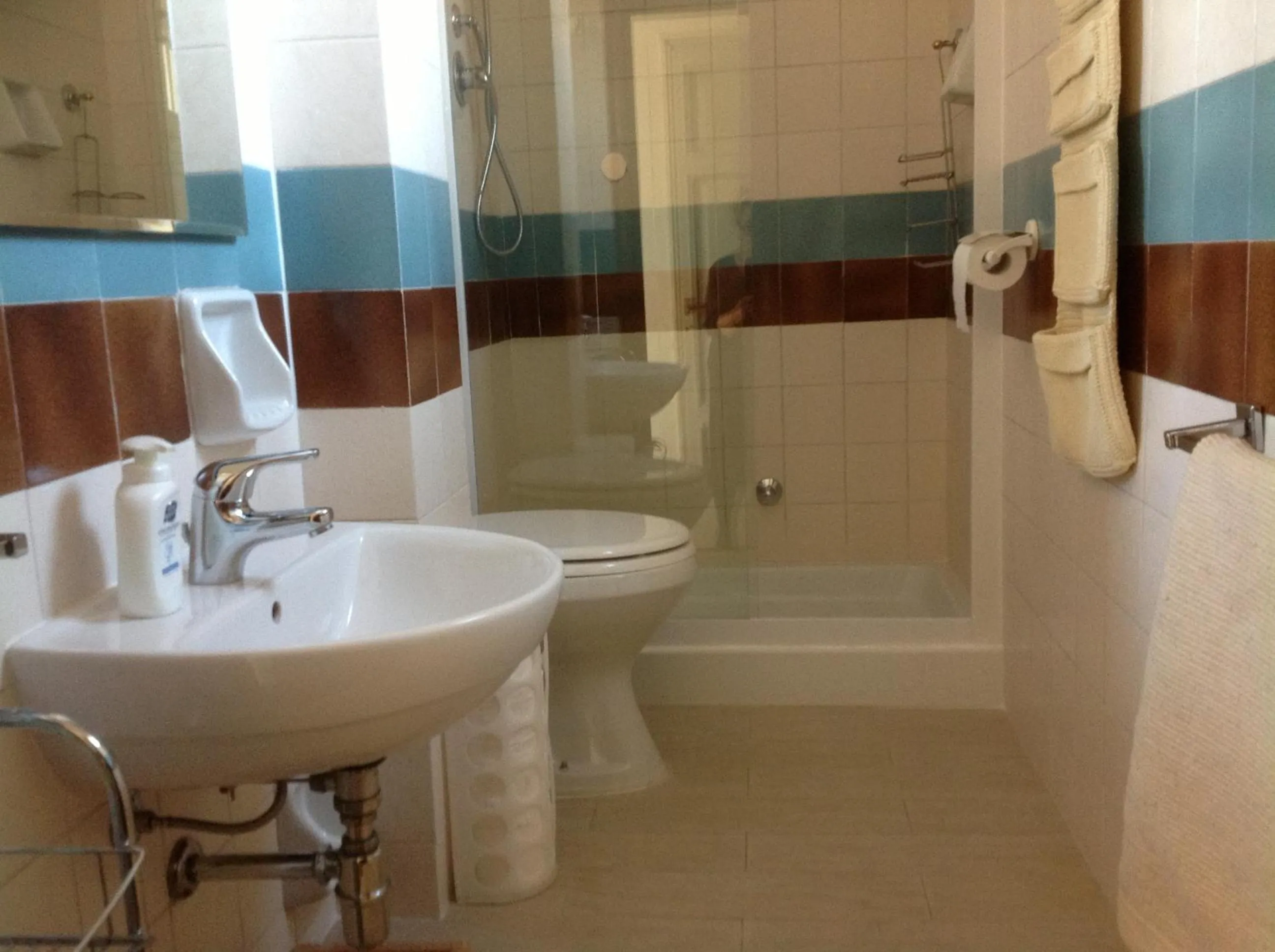 Shower in B&B Dei Cavalieri