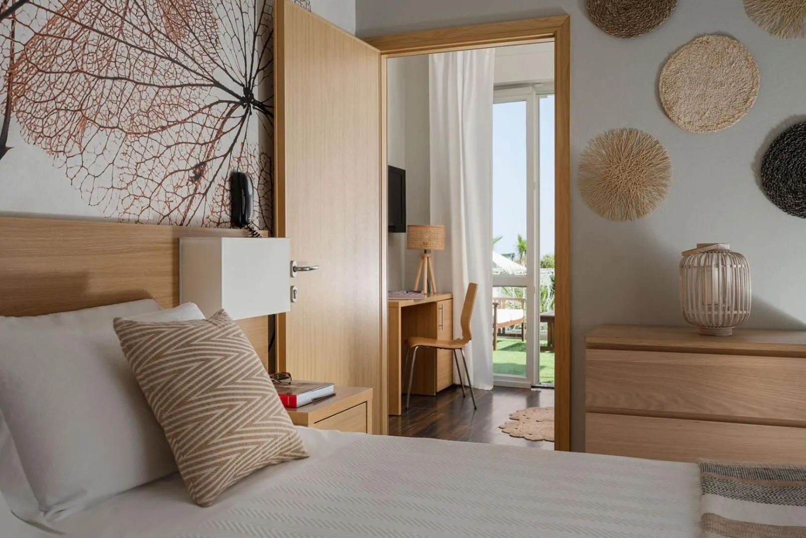 Photo of the whole room, Bed in Duparc Hotel